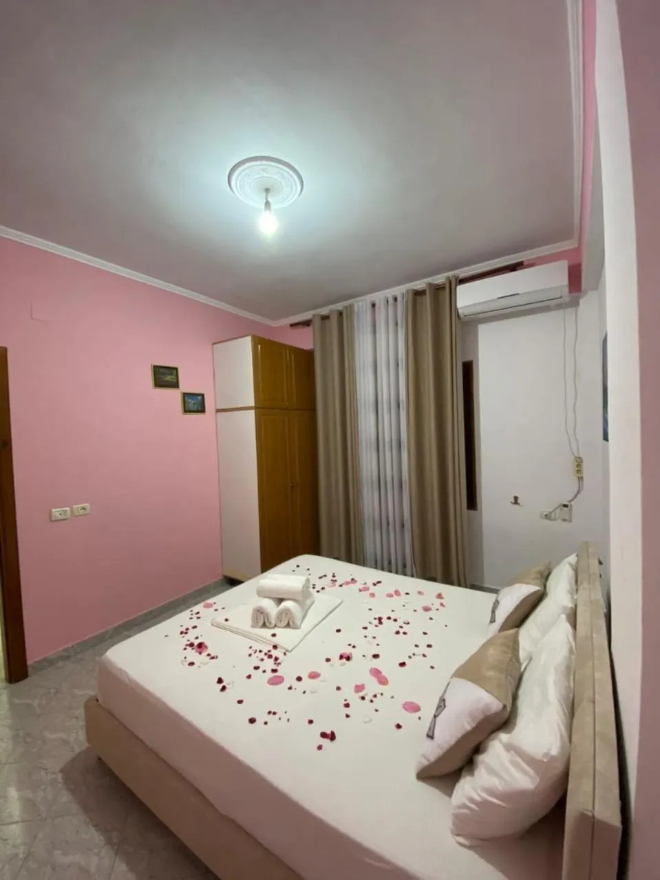 Bed in Green Garden Villa