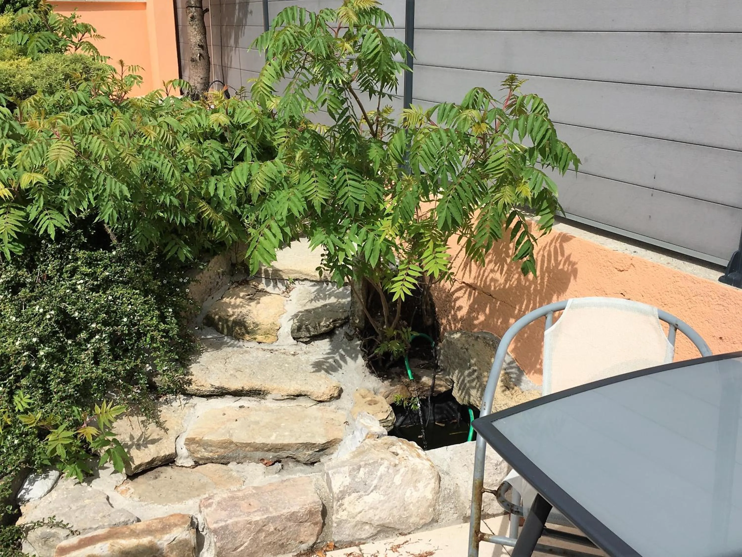 Decorative detail in Hôtel et Appart 'hôtel Chez Gino ETAPLES-Le Touquet