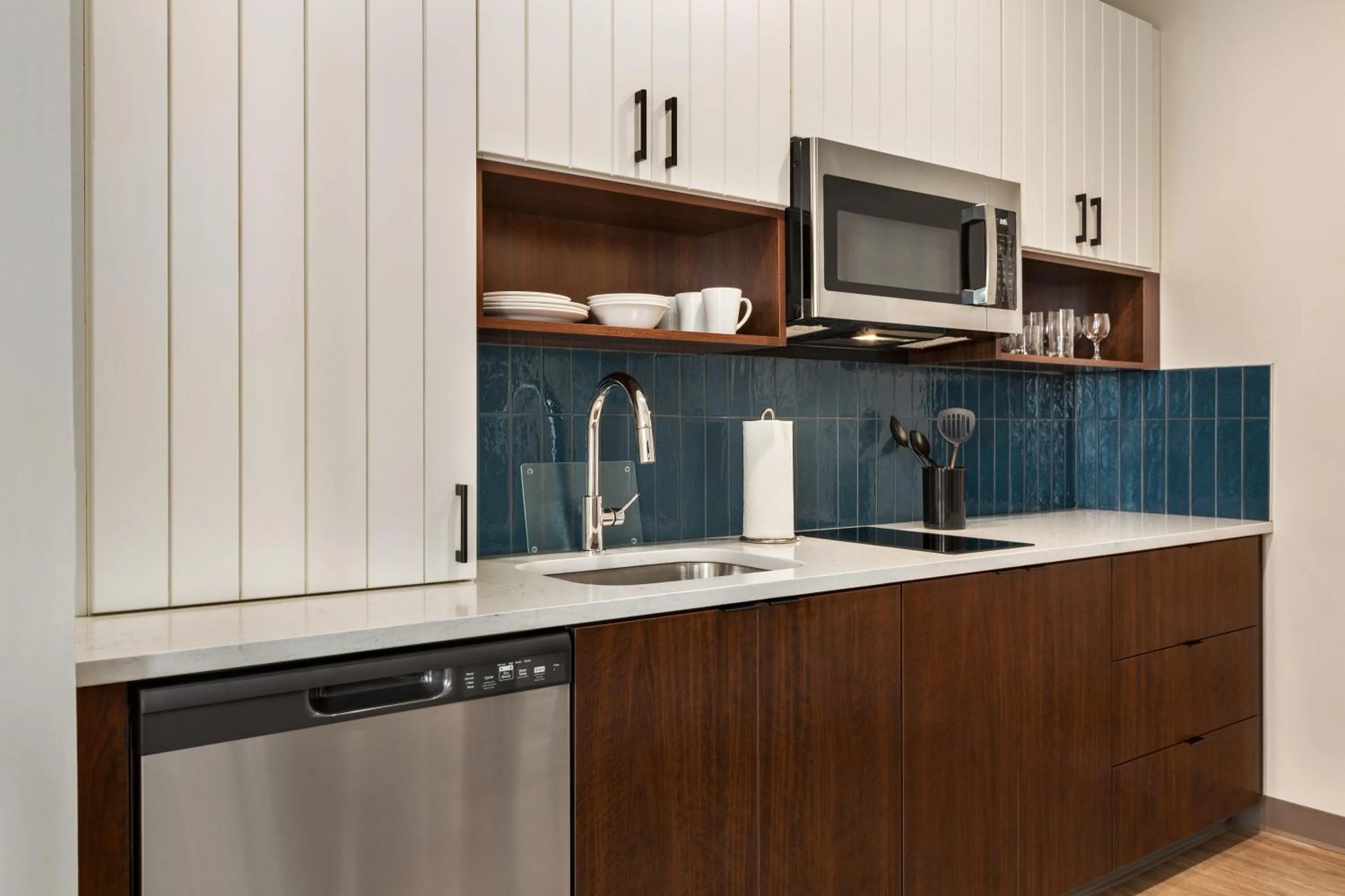Kitchen or kitchenette in Staybridge Suites Atlanta Airport
