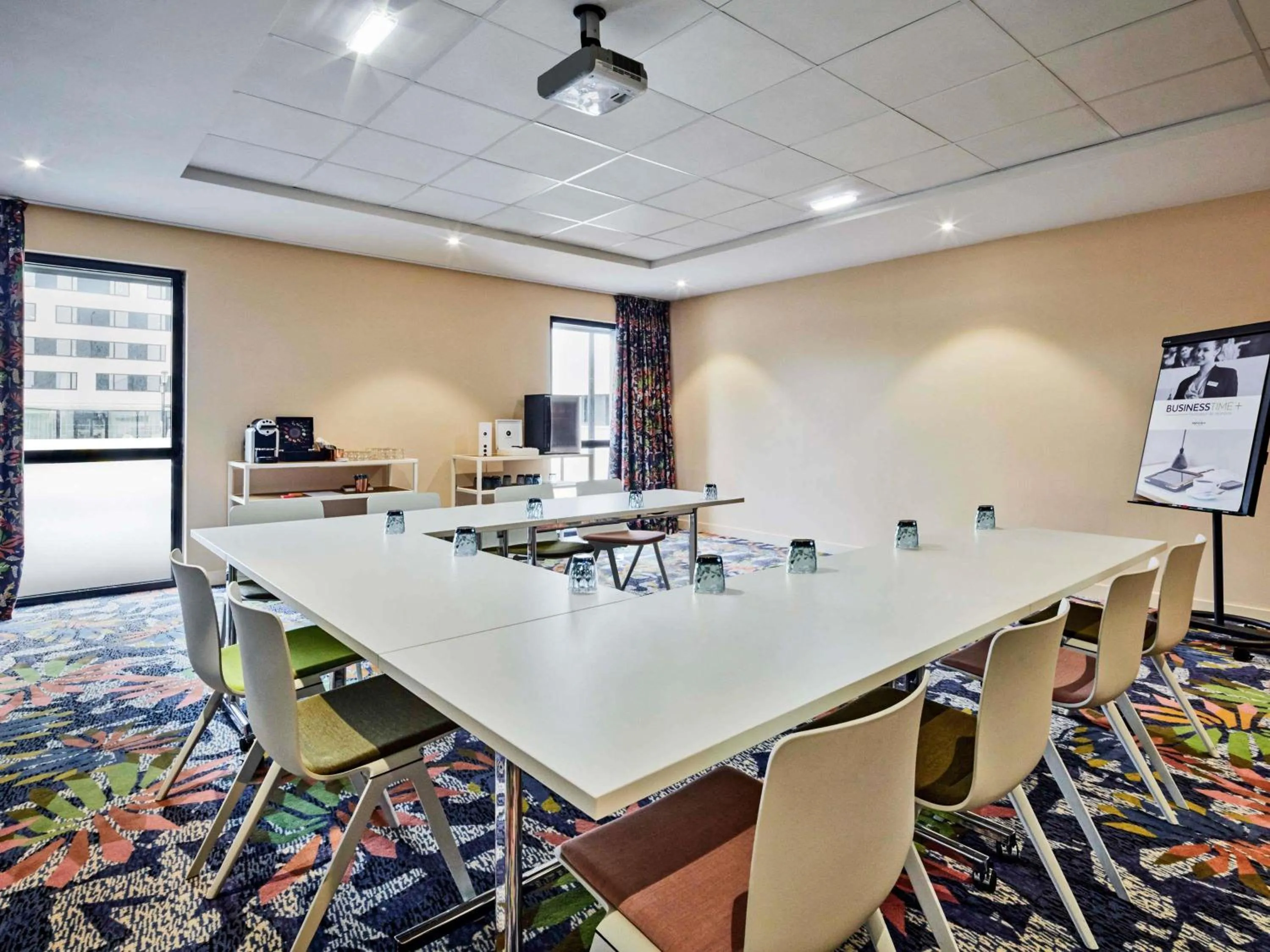 Meeting/conference room in Mercure Paris Orly Airport