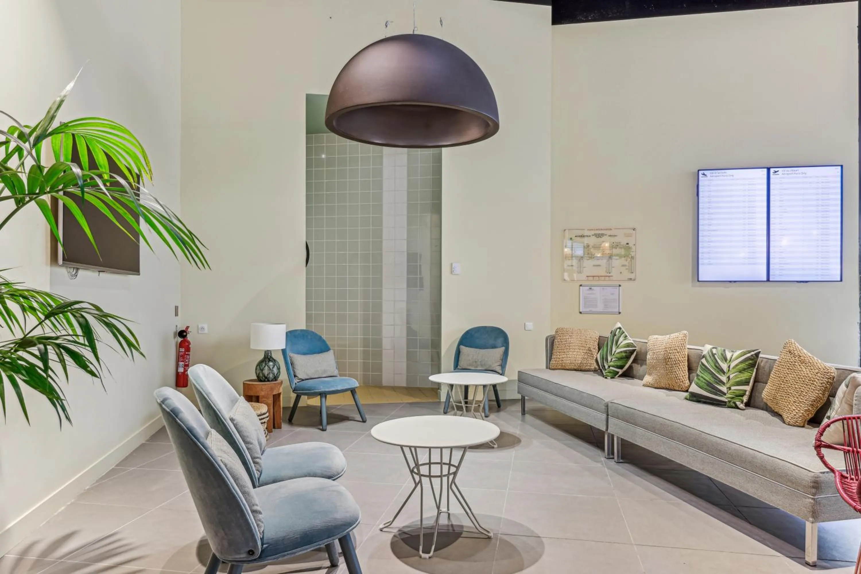 Area and facilities in Mercure Paris Orly Airport