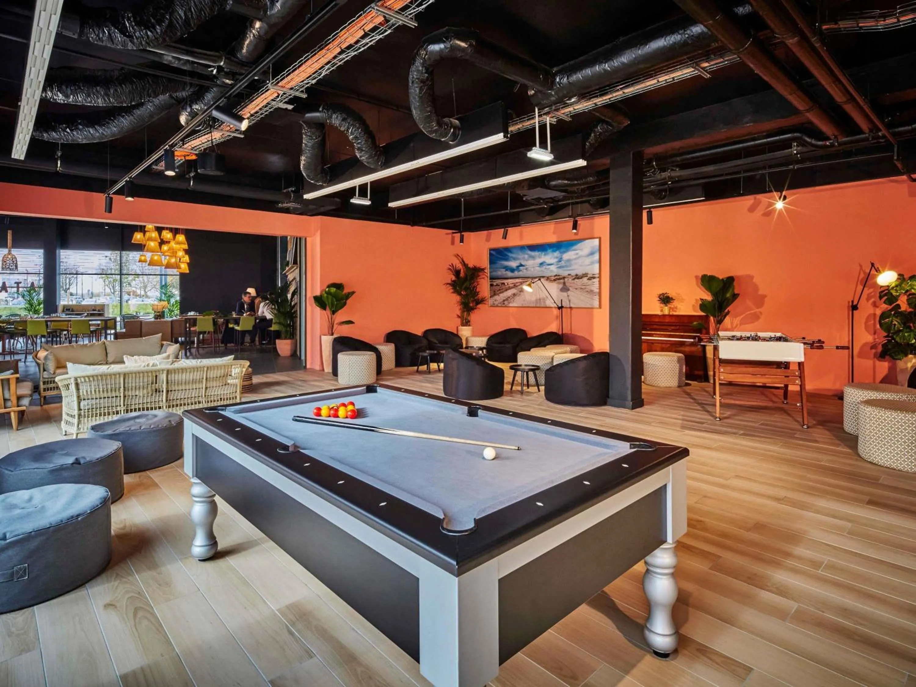 Property building in Mercure Paris Orly Airport