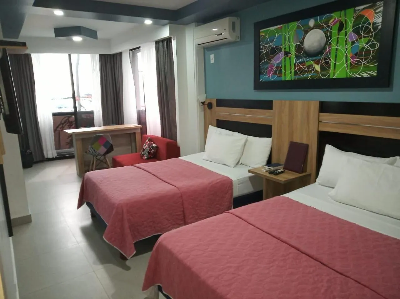 Family Suite in Hotel Casablanca Salinas