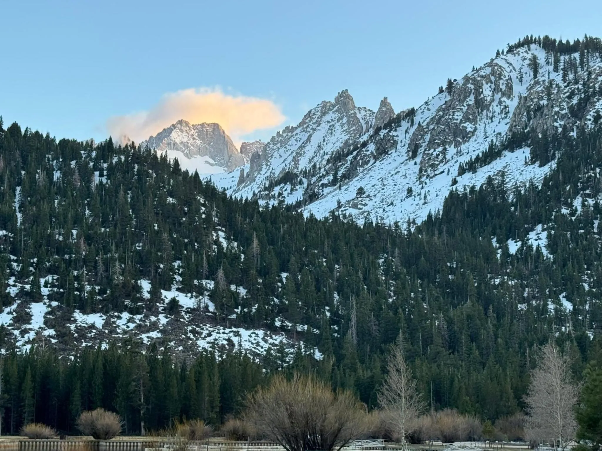 Mountain view in Silver Maple Inn
