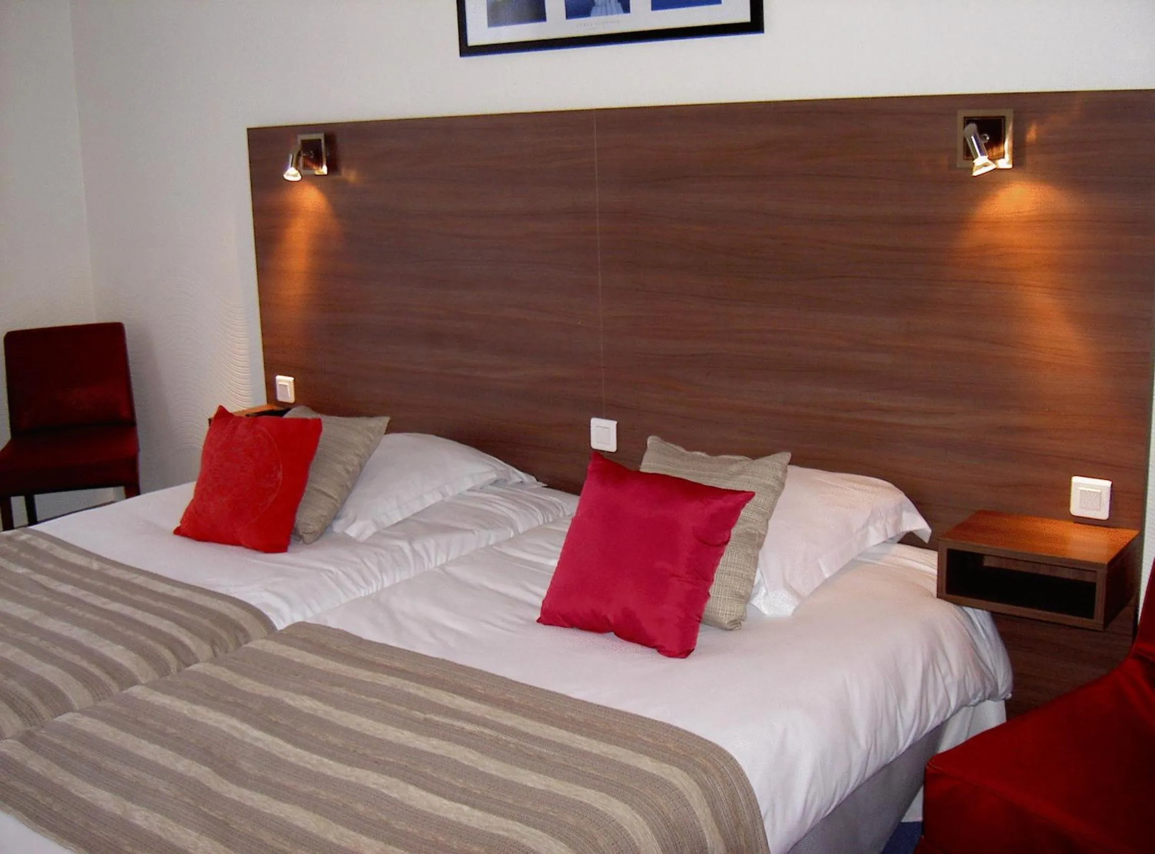 Photo of the whole room, Bed in Cit'Hotel Du Port Rhu