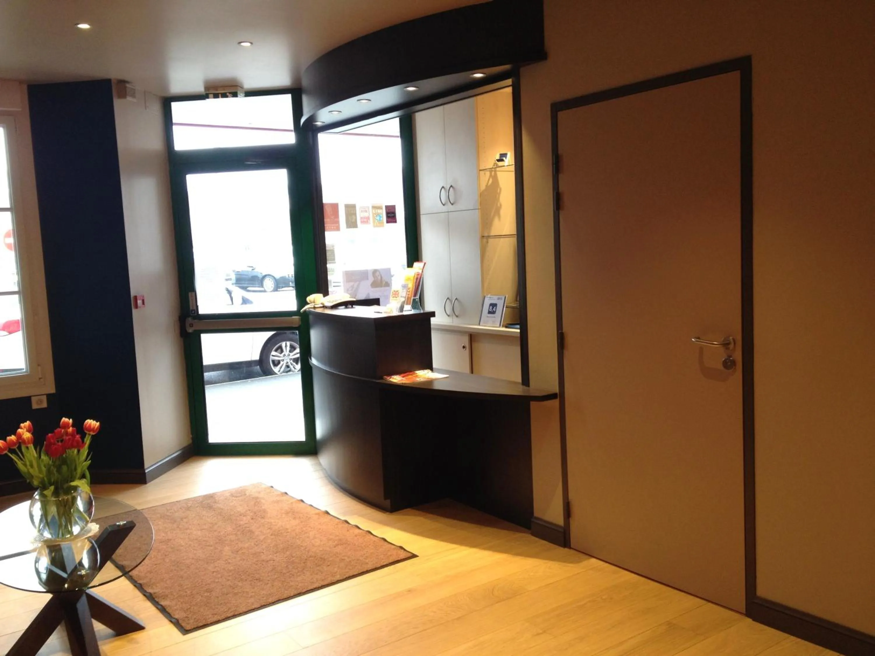 Lobby or reception in Cit'Hotel Du Port Rhu
