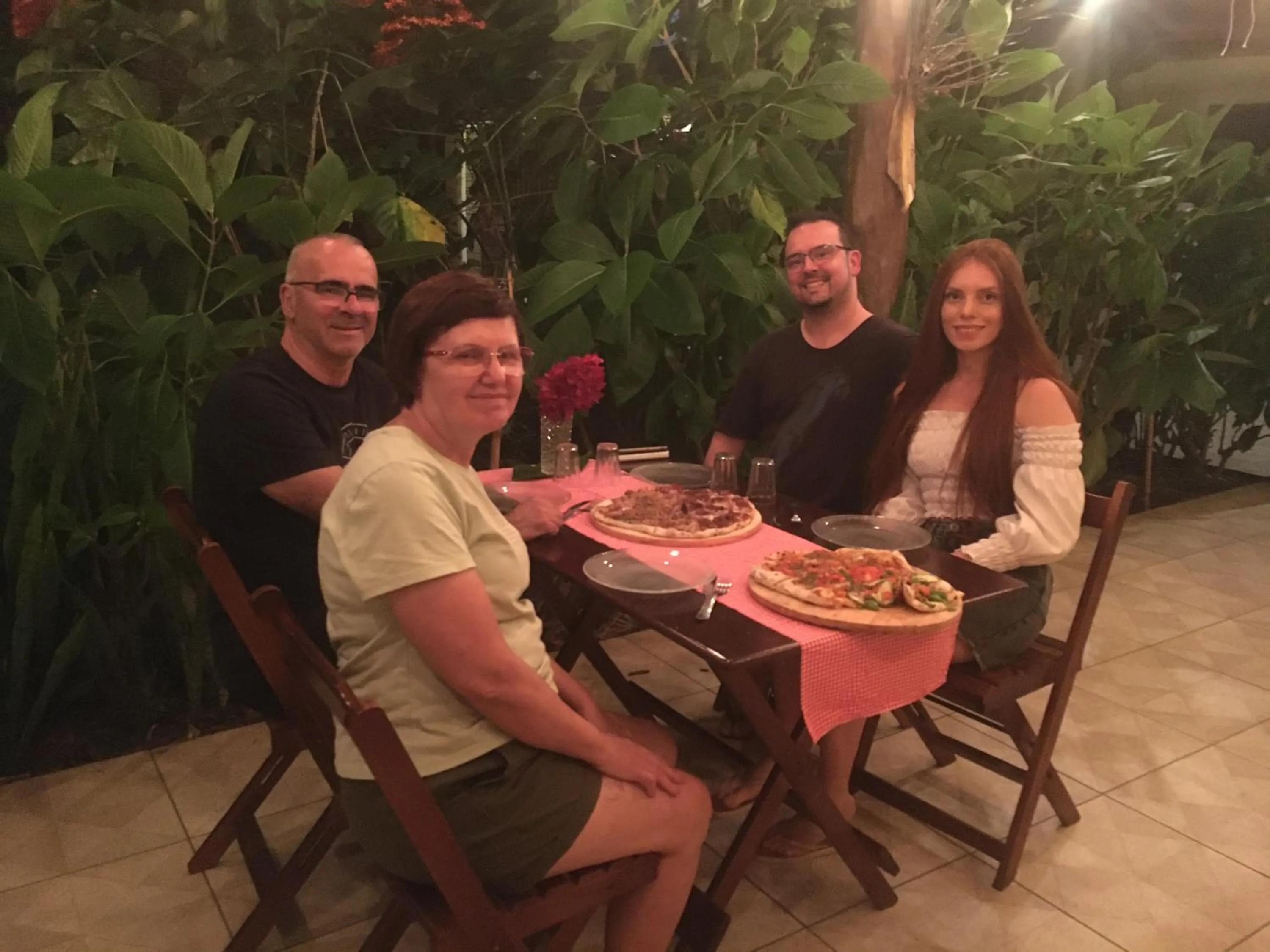 Food and drinks in Fazenda Eco-Jardim