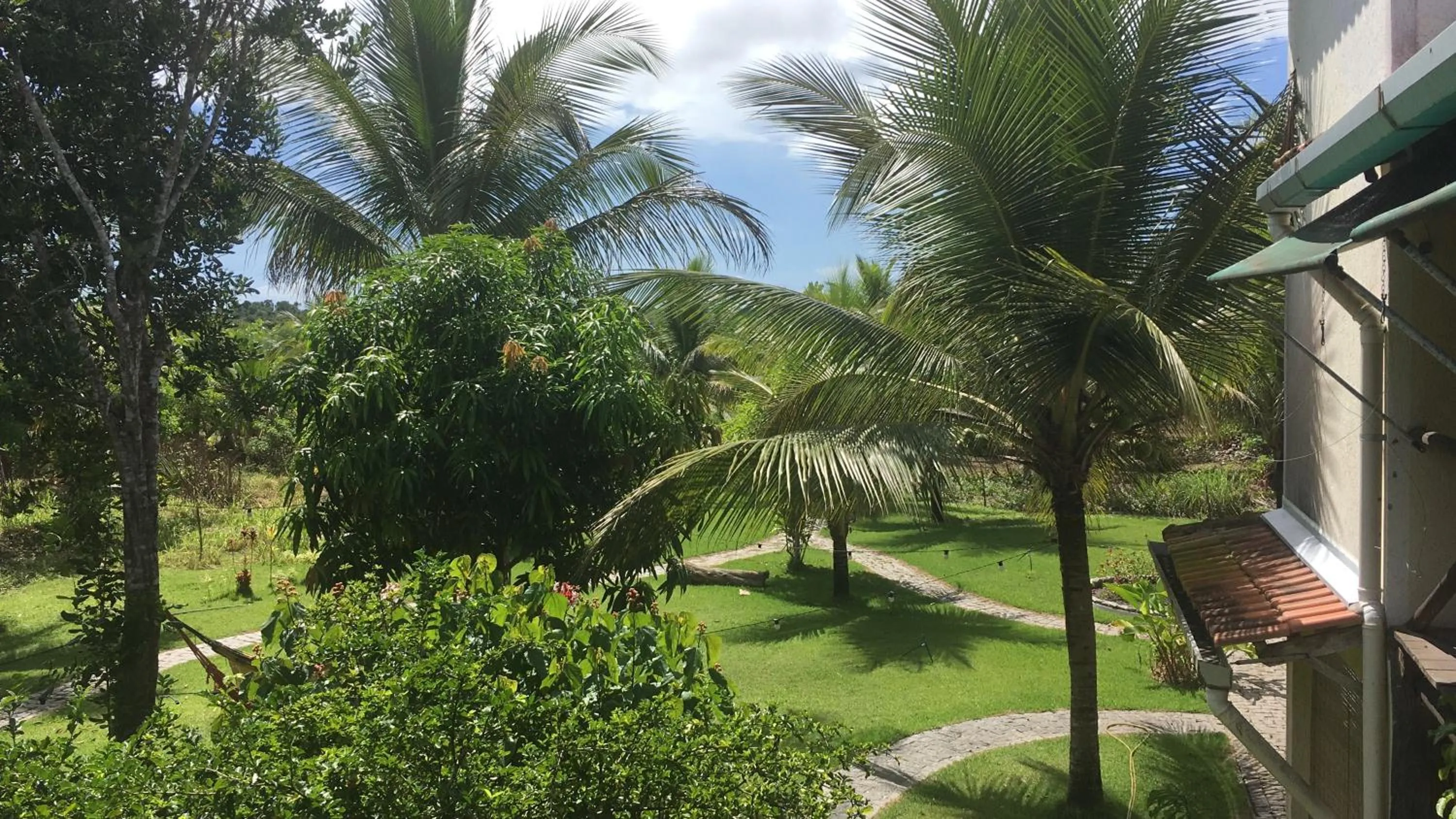 Property building in Fazenda Eco-Jardim