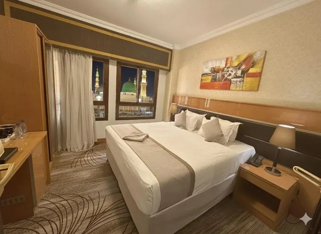 Bed in Golden Tulip Al Shakreen Bed in Golden Tulip Al Shakreen