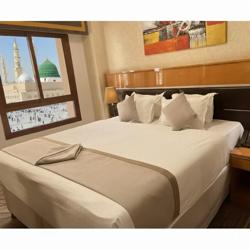 Bed in Golden Tulip Al Shakreen Bed in Golden Tulip Al Shakreen