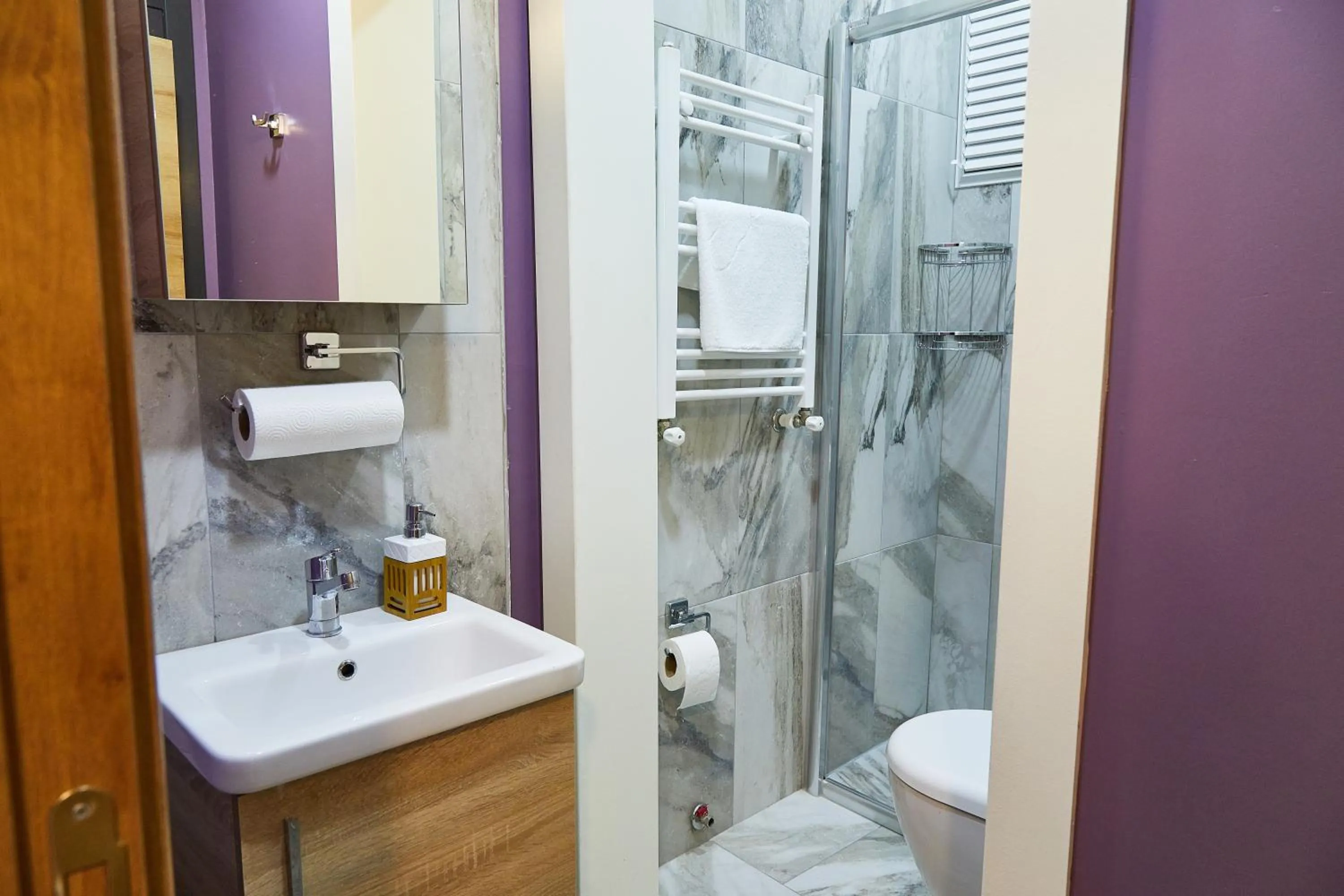 Toilet in No 8 Galata