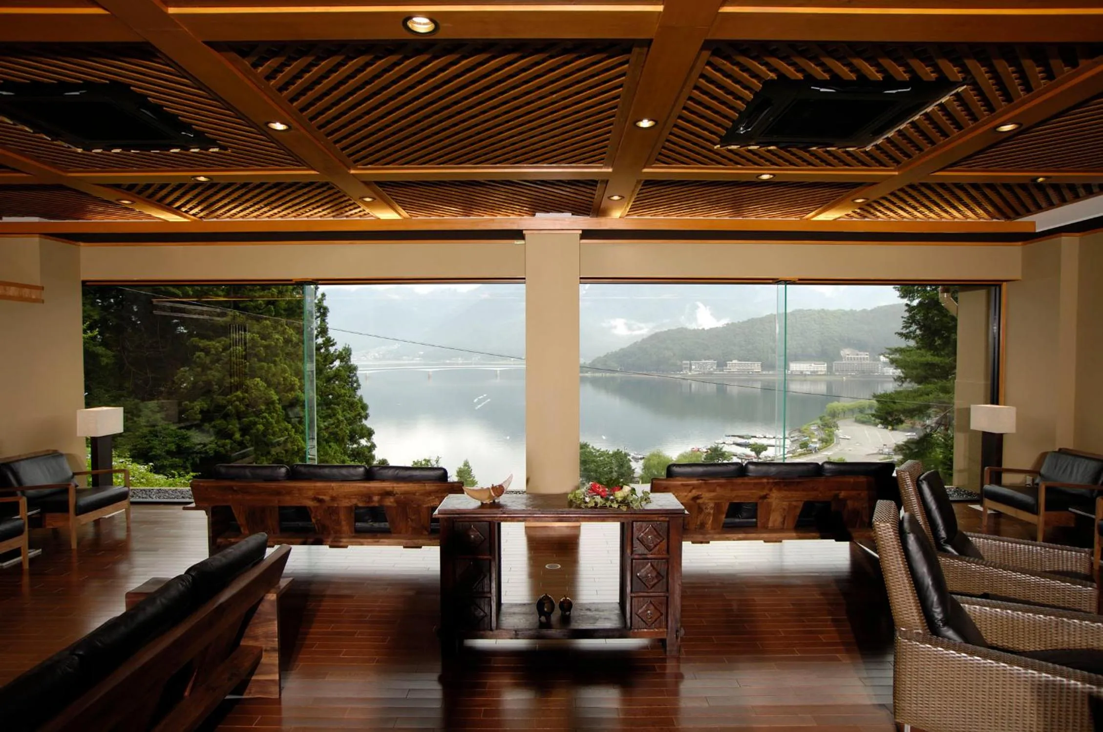 Lobby or reception in Rakuyu