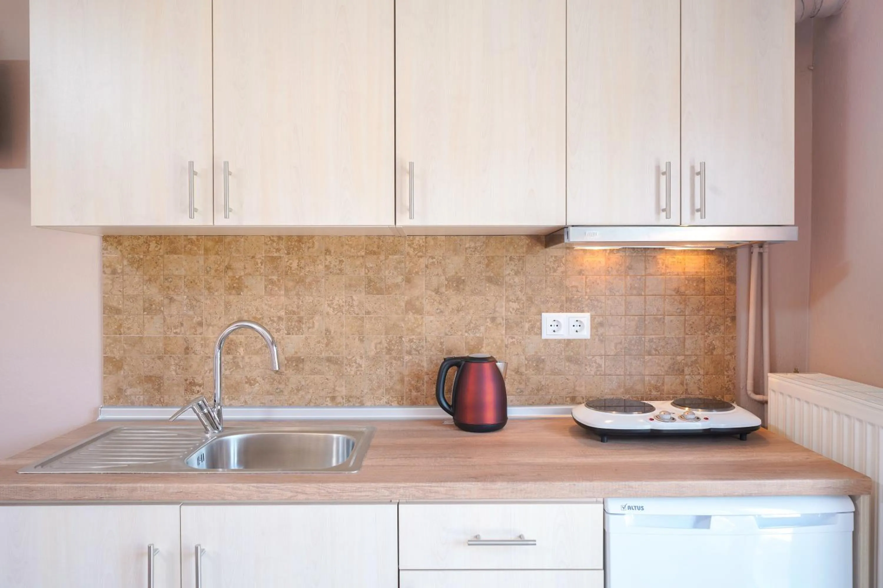 Coffee/tea facilities in Athanasia Rooms