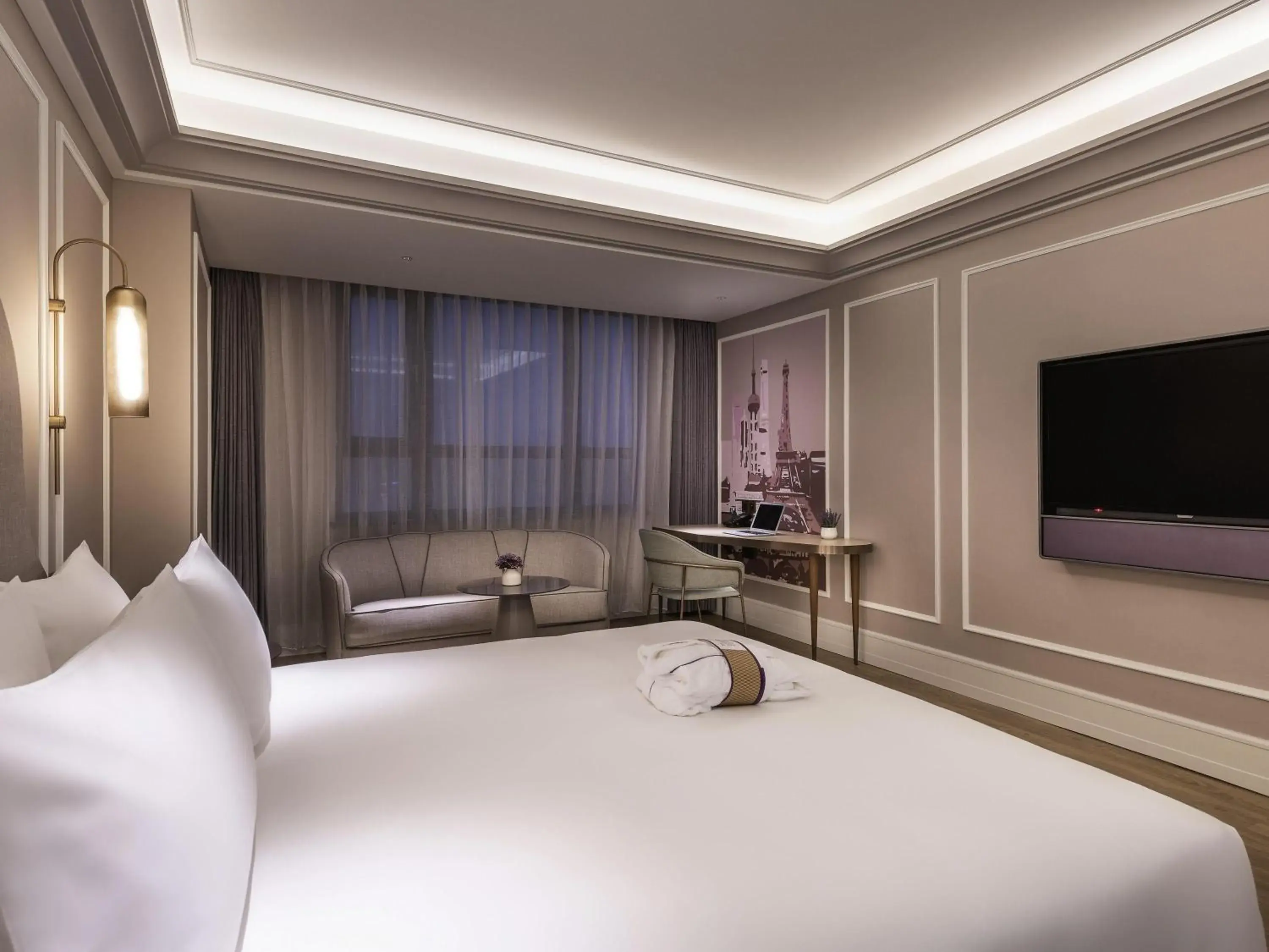 Bedroom, Bed in Mercure Shanghai Hongqiao Central Bedroom, Bed in Mercure Shanghai Hongqiao Central