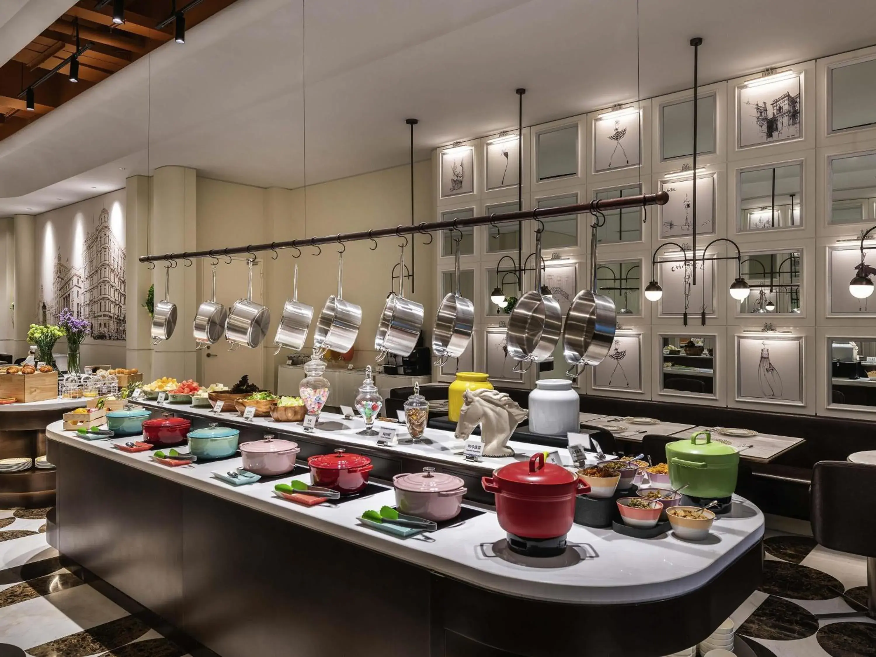 Property building in Mercure Shanghai Hongqiao Central Property building in Mercure Shanghai Hongqiao Central