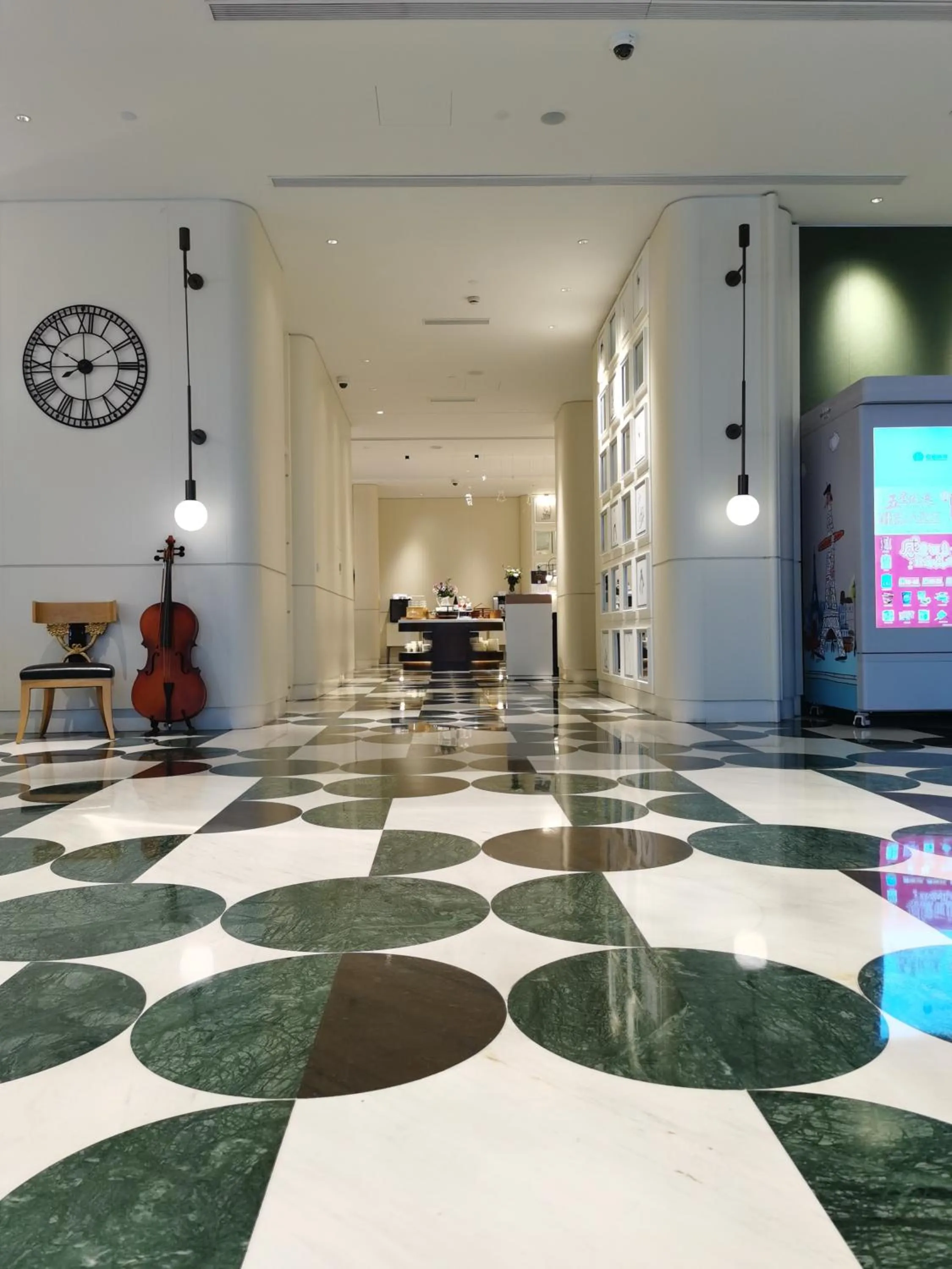 Lobby or reception in Mercure Shanghai Hongqiao Central