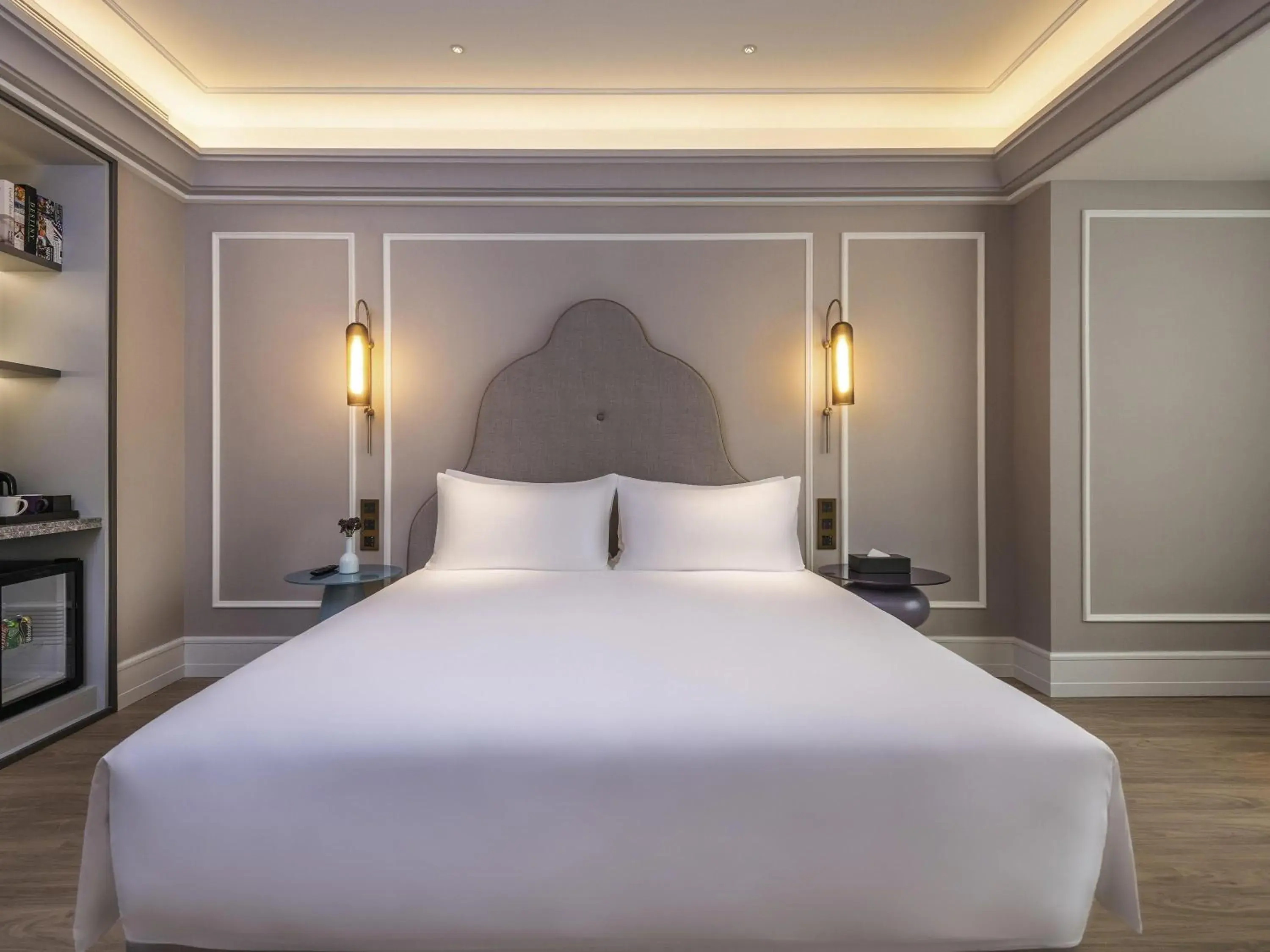 Bedroom, Bed in Mercure Shanghai Hongqiao Central Bedroom, Bed in Mercure Shanghai Hongqiao Central