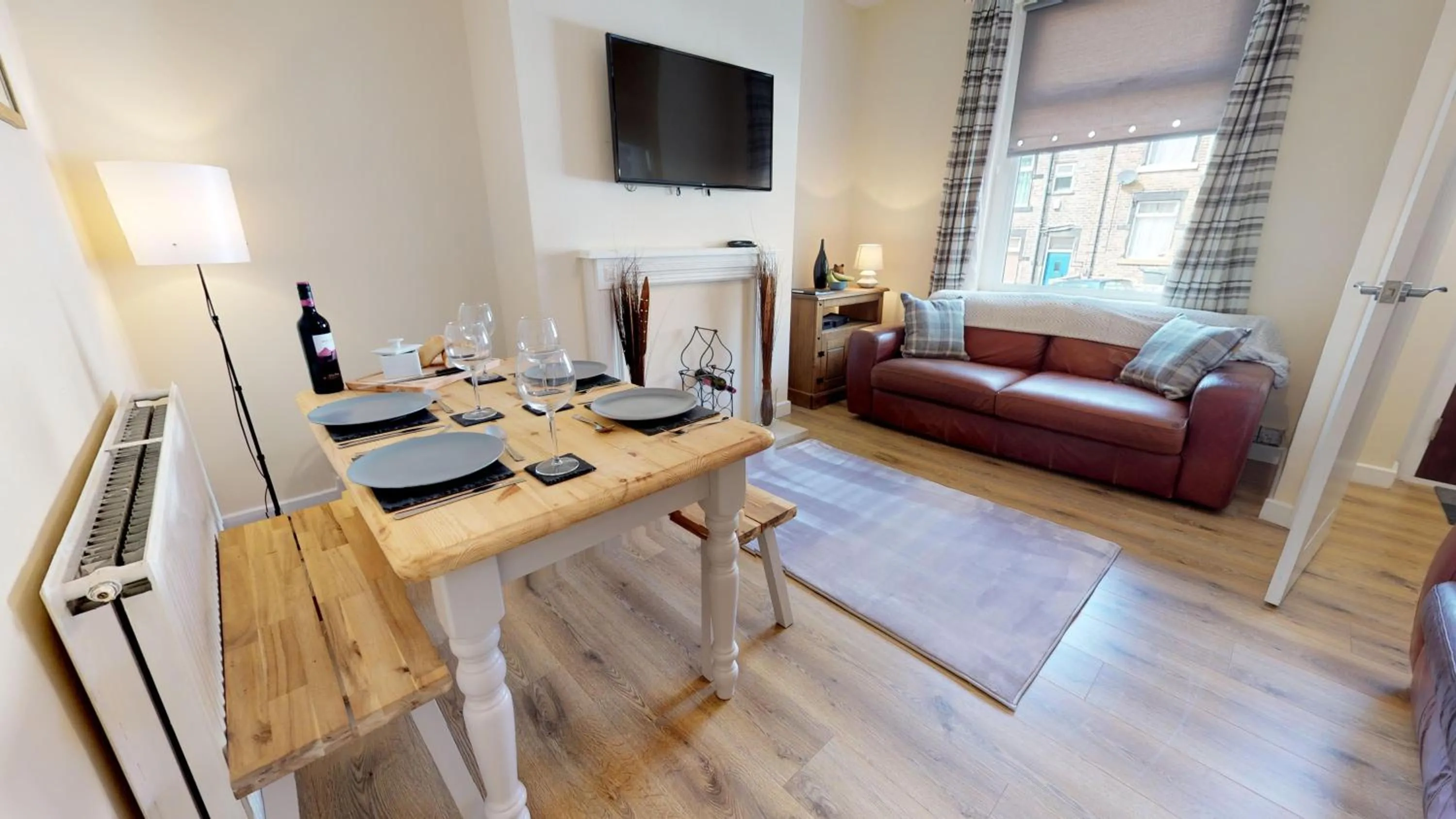 StayZo Westminster Stylish House Accommodation