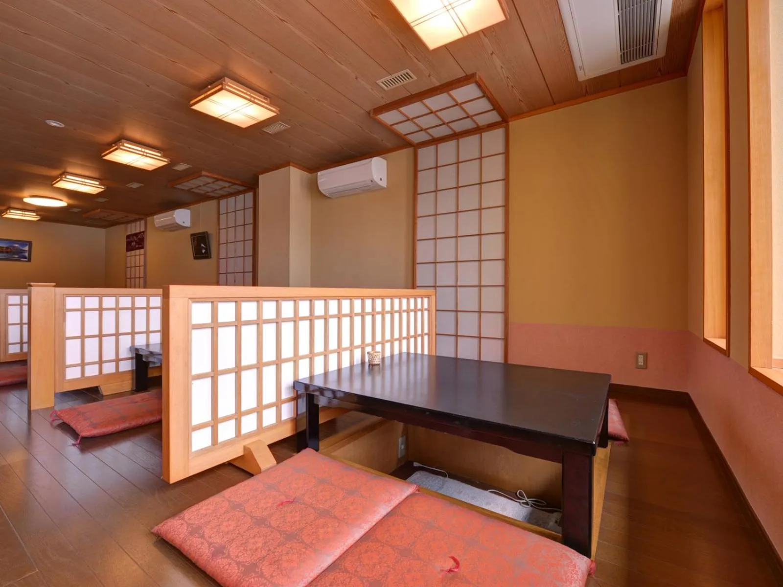 Restaurant/places to eat in Nikko Sansui