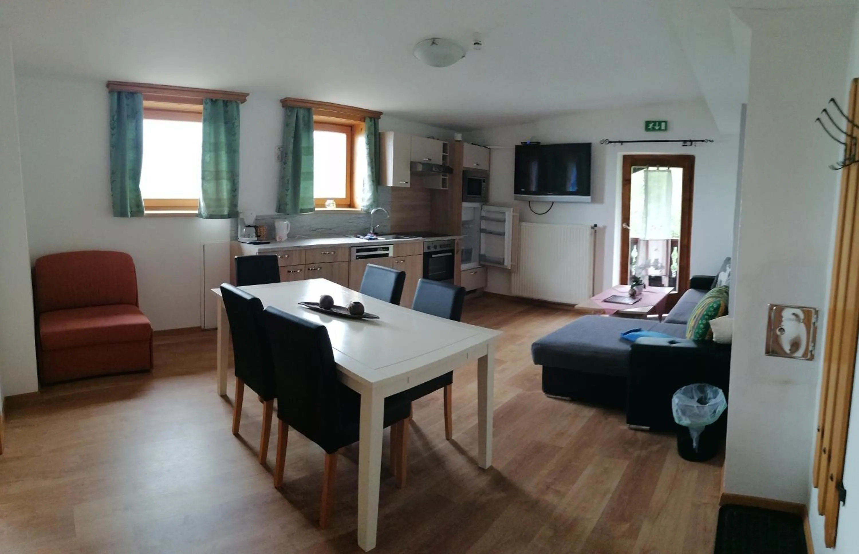 Kitchen or kitchenette in Landhotel Oberwengerhof