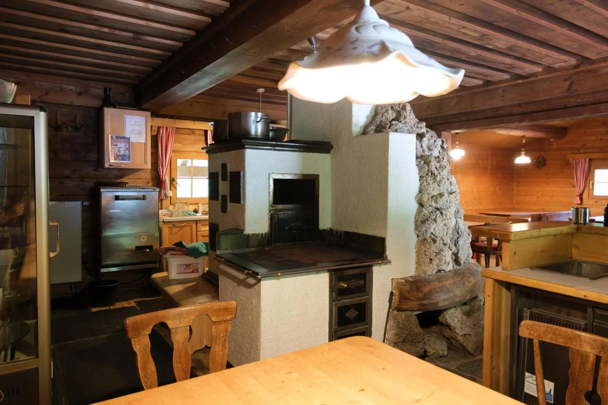 Kitchen or kitchenette in Landhotel Oberwengerhof