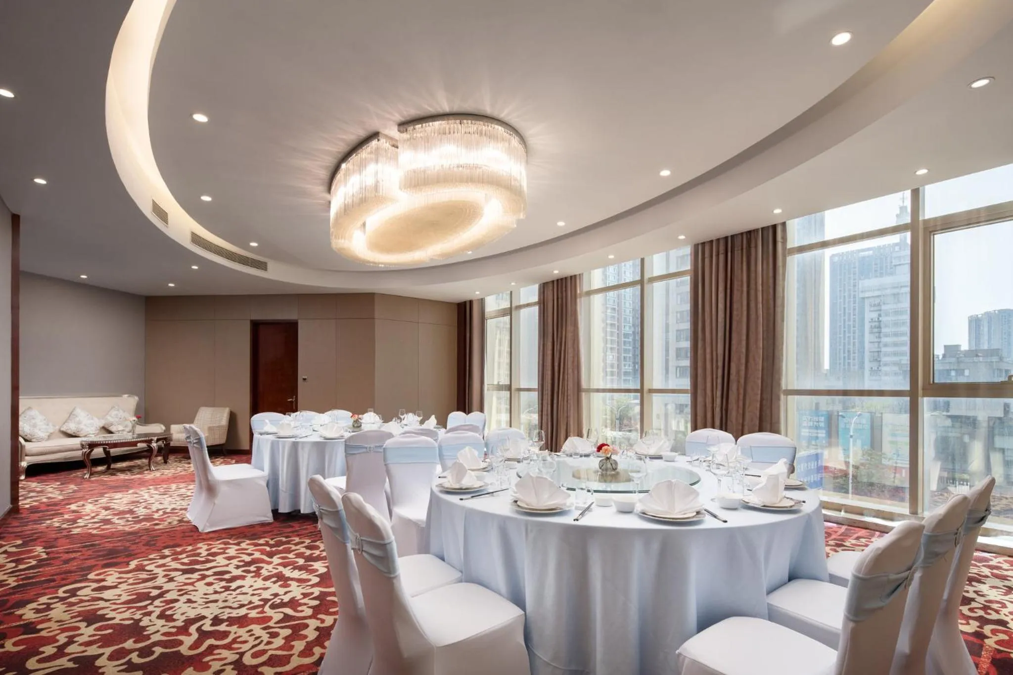 Banquet/Function facilities in Crowne Plaza Zhenjiang by IHG