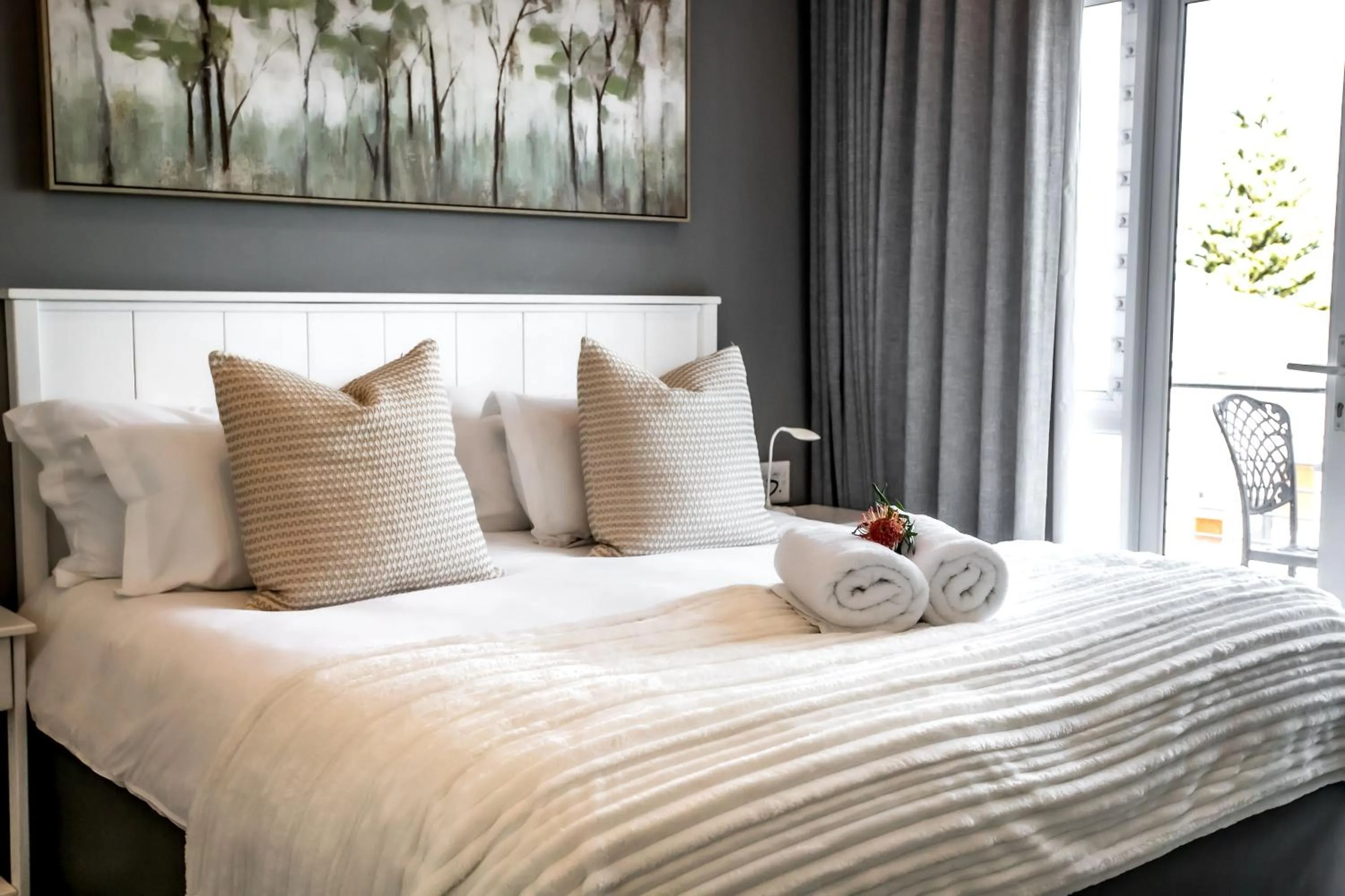 Bed in Whale Coast Ocean Villa