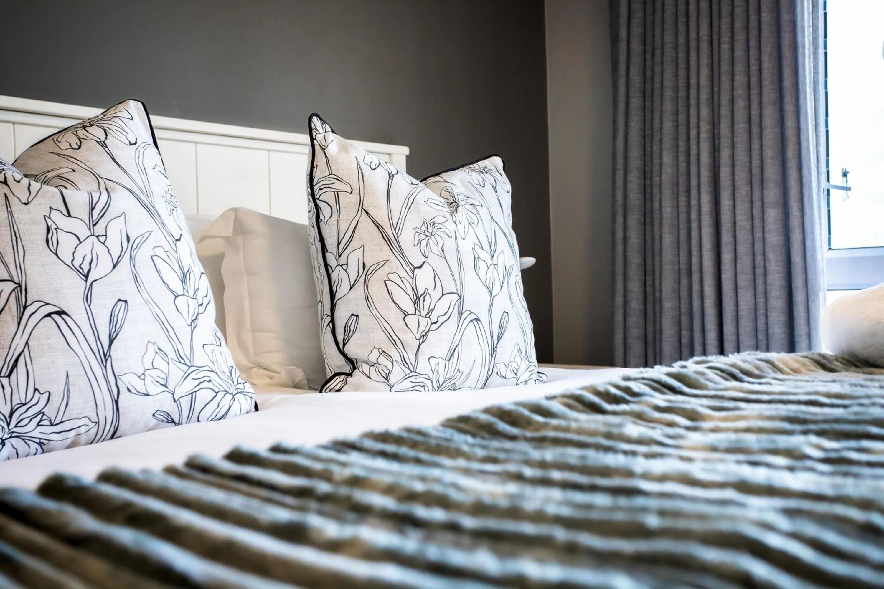 Bed in Whale Coast Ocean Villa