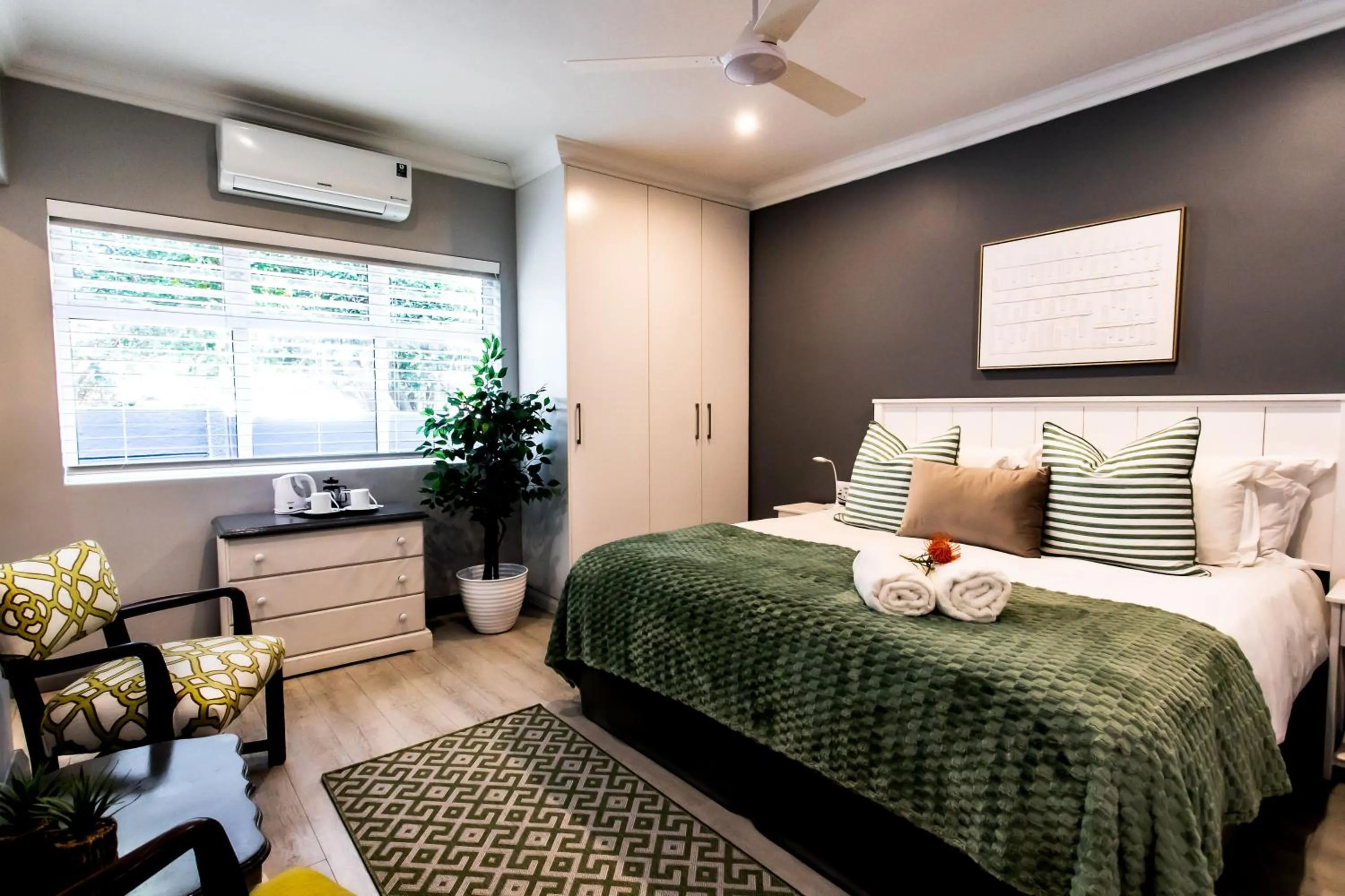 Bed in Whale Coast Ocean Villa