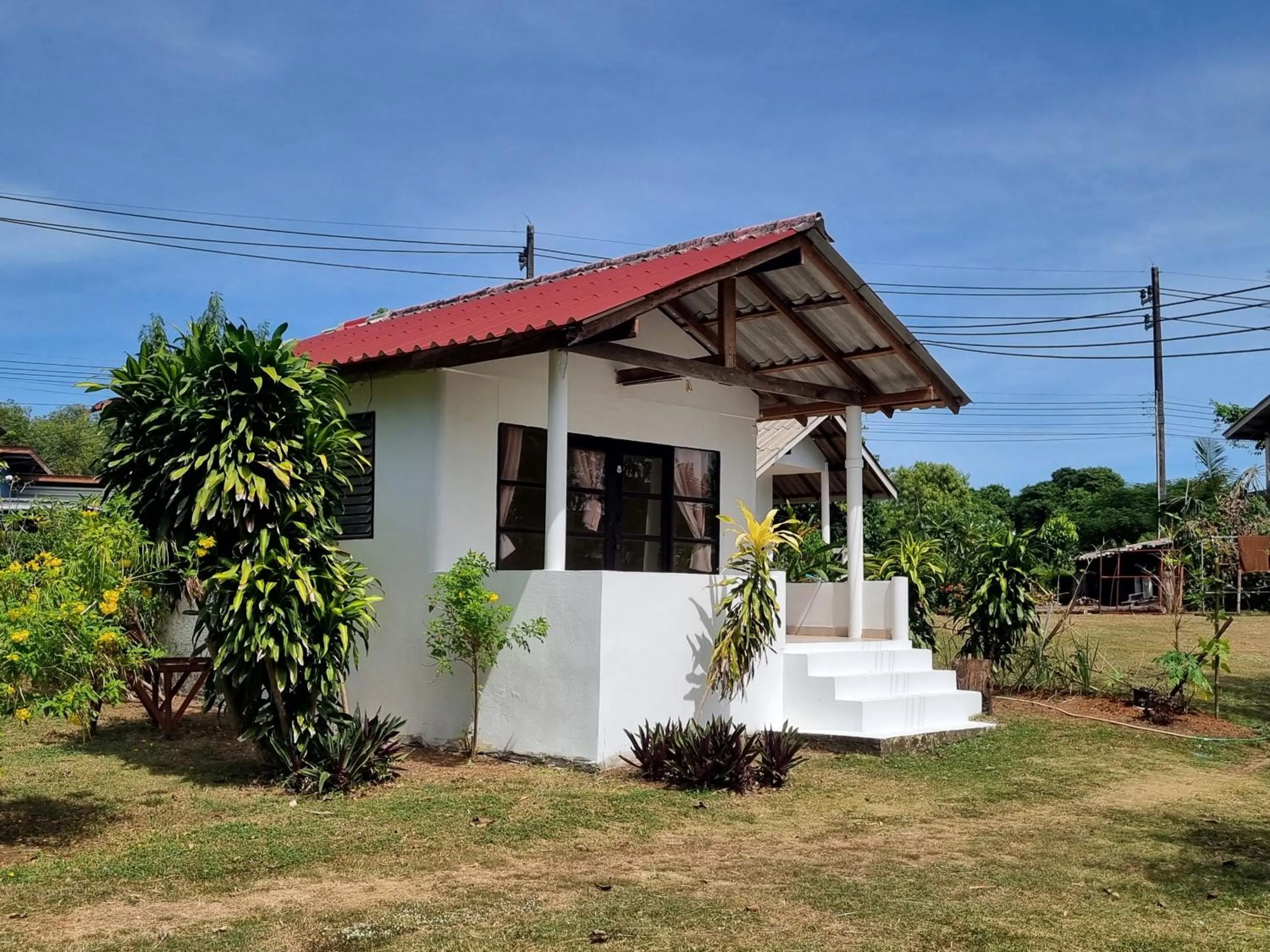 Bungalow with Garden View in TK Beach Resort Koh Mak