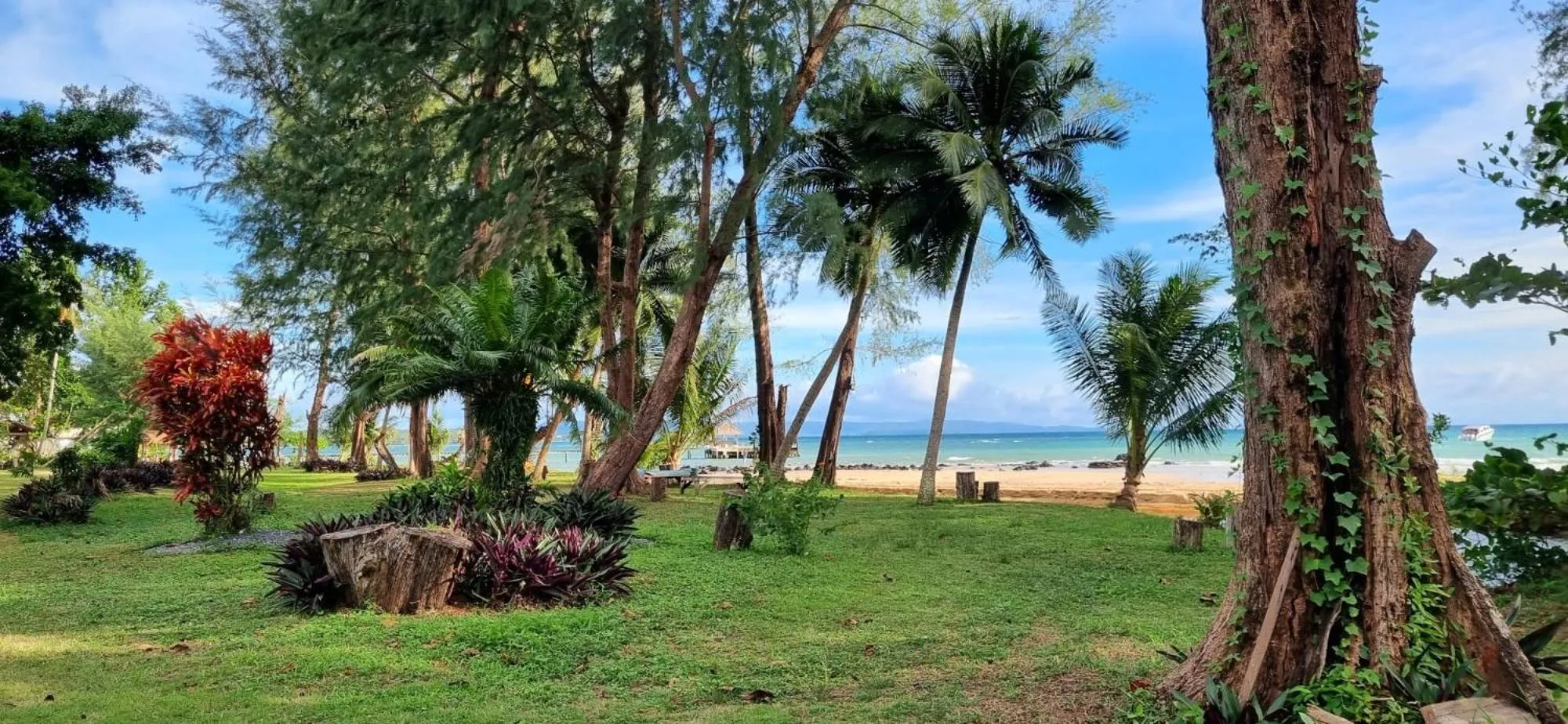 TK Beach Resort Koh Mak