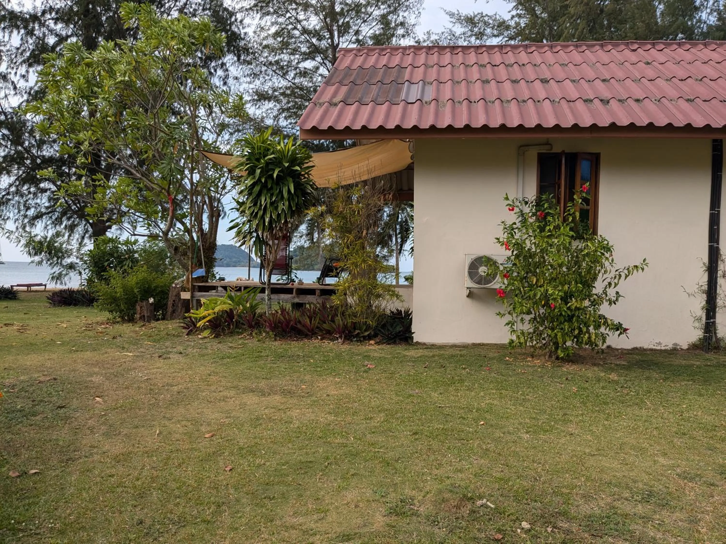 TK Beach Resort Koh Mak