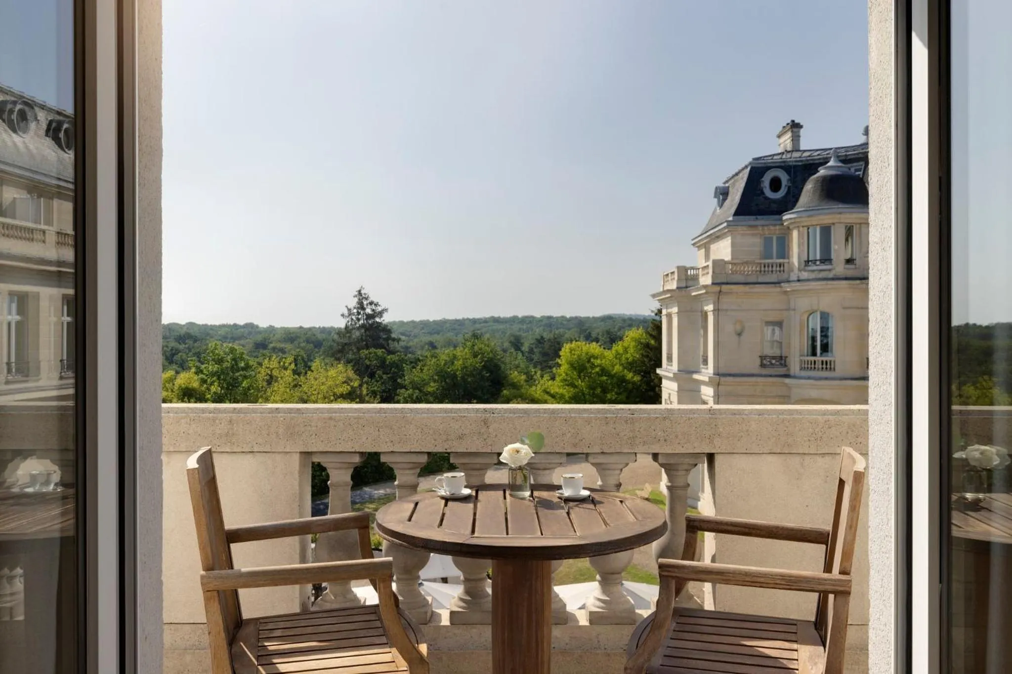 Photo of the whole room in InterContinental Hotels Chantilly Chateau Mont Royal by IHG