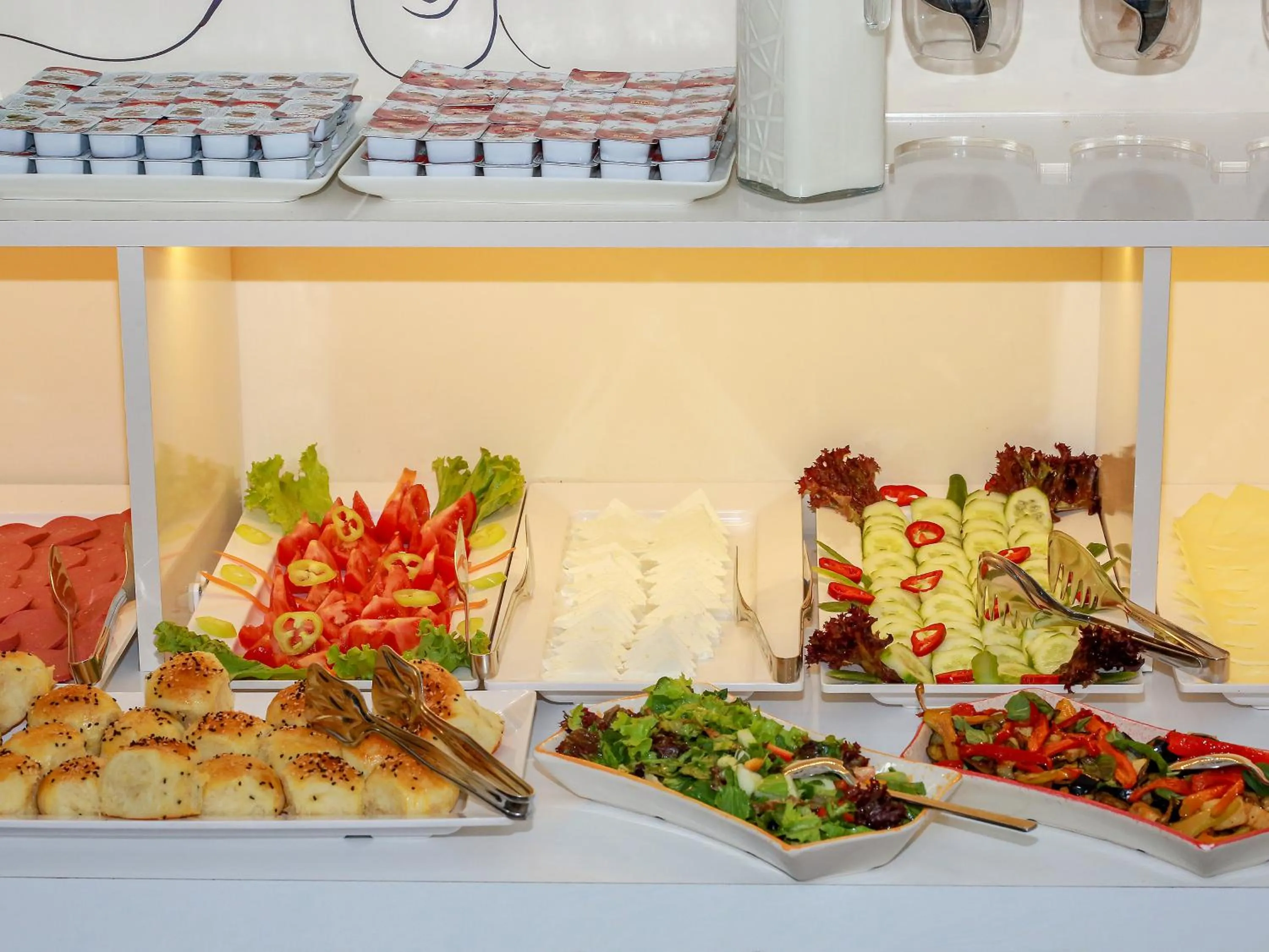 Breakfast in Vander Valk İstanbul Hotel