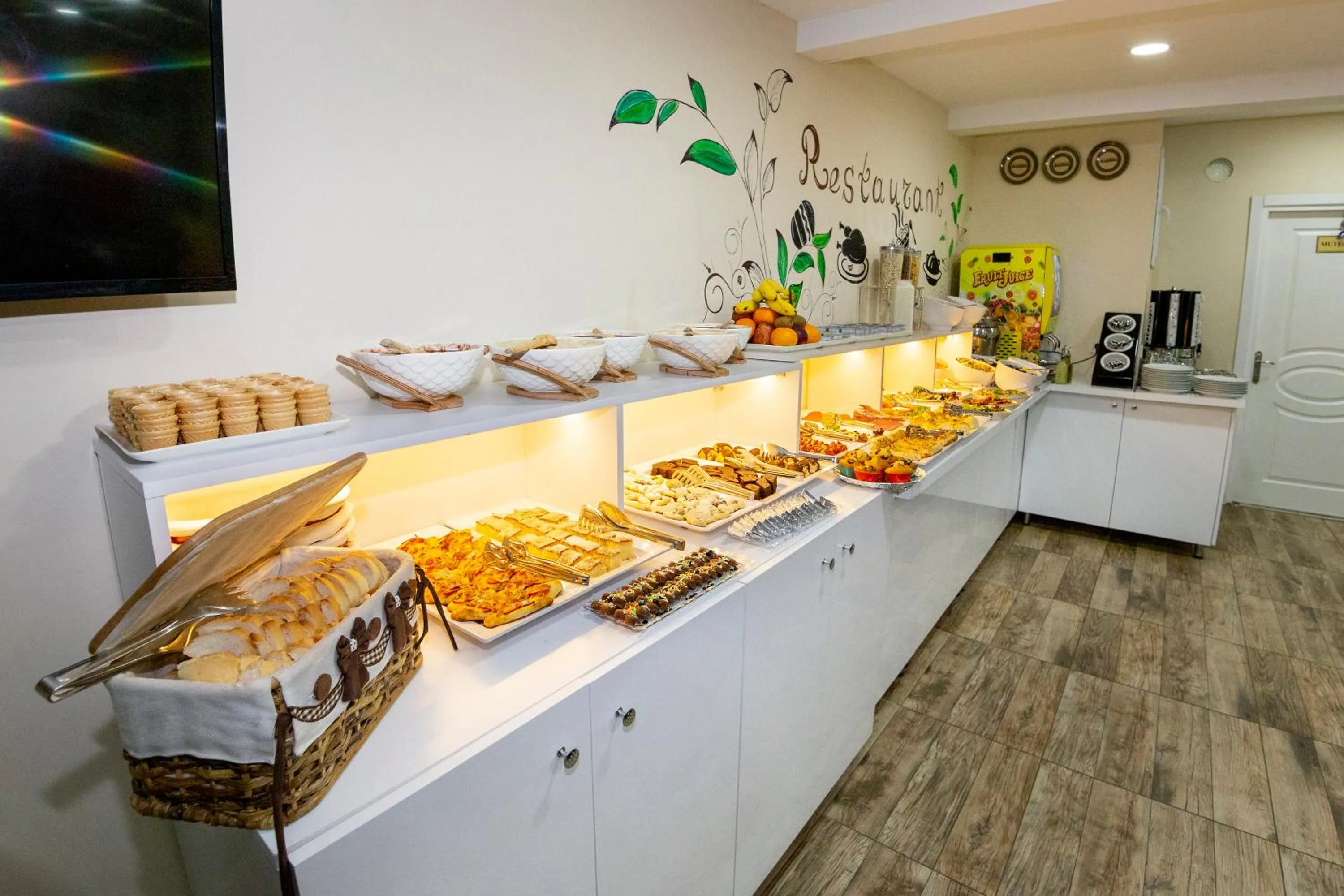 Breakfast in Vander Valk İstanbul Hotel