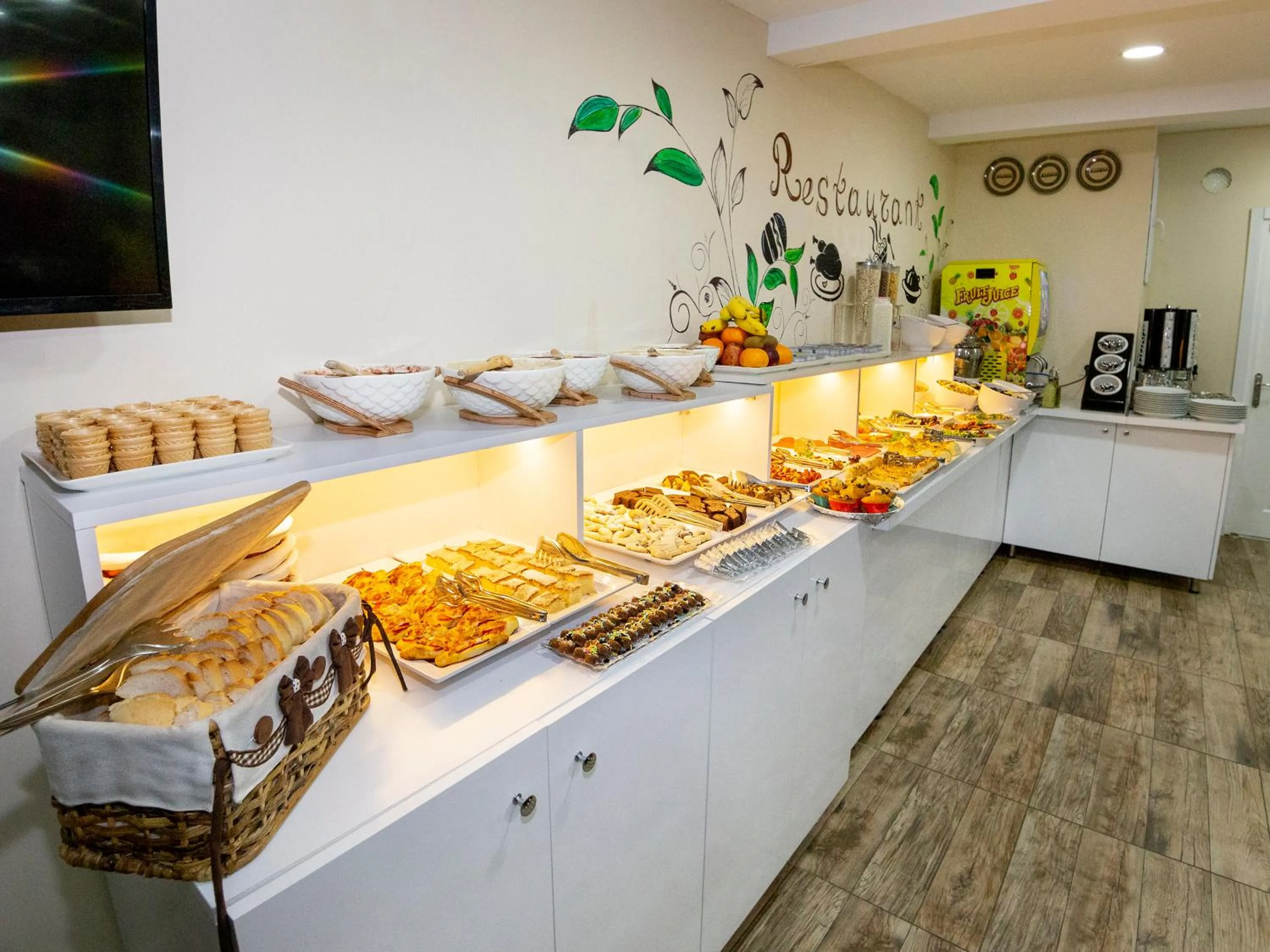 Breakfast in Vander Valk İstanbul Hotel