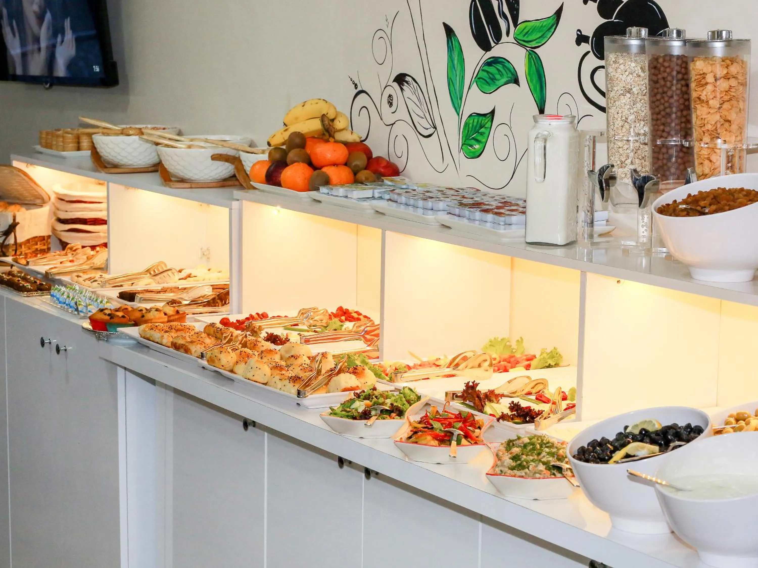 Breakfast in Vander Valk İstanbul Hotel