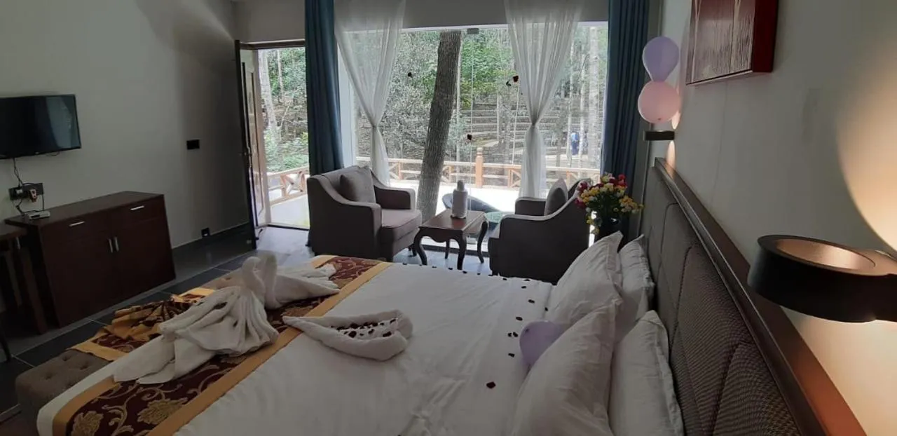 Photo of the whole room, Bed in Mainland Resorts & Spa by Kolaahalam