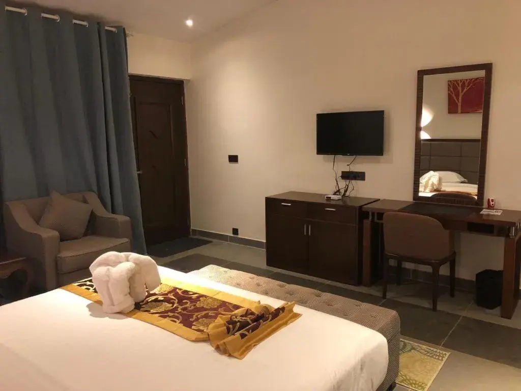 Bed in Mainland Resorts & Spa by Kolaahalam Bed in Mainland Resorts & Spa by Kolaahalam