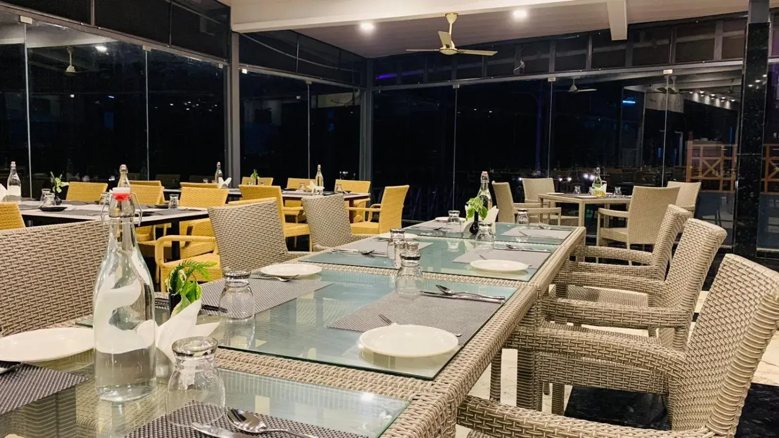 Restaurant/places to eat in Mainland Resorts & Spa by Kolaahalam Restaurant/places to eat in Mainland Resorts & Spa by Kolaahalam