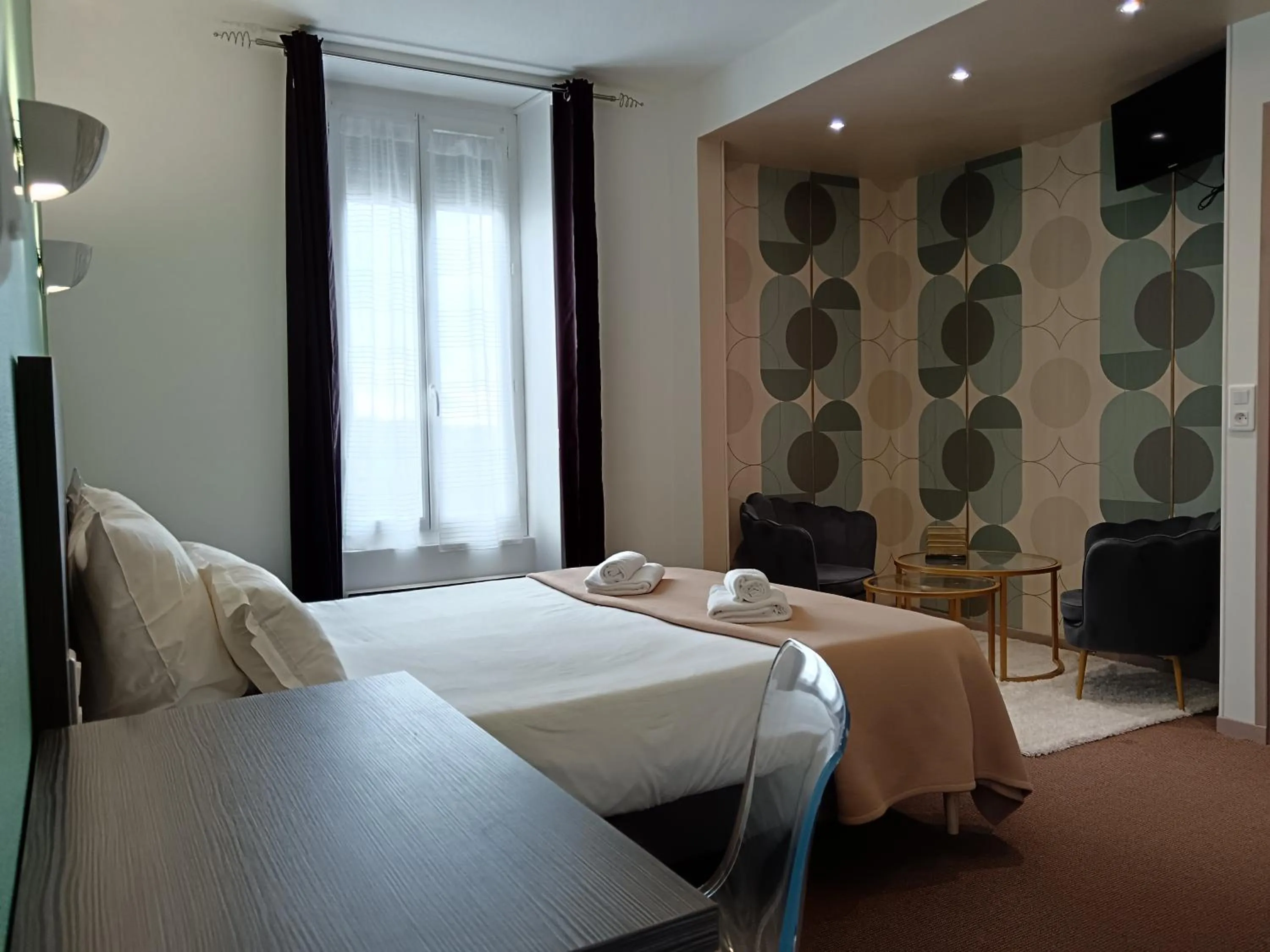 Bed in Hôtel du Château