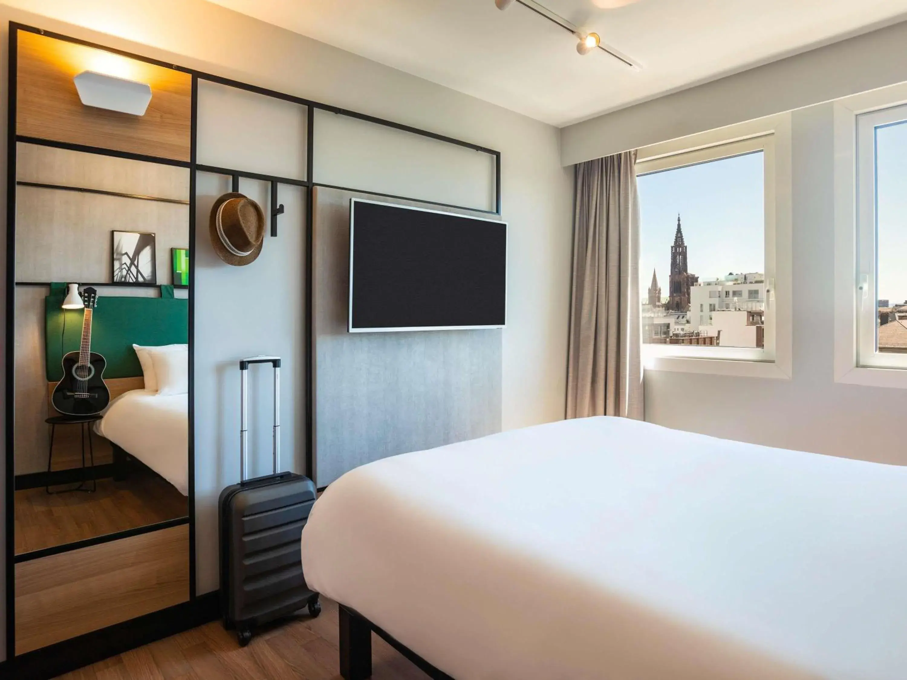 Property building, Bed in ibis Strasbourg Centre Les Halles Property building, Bed in ibis Strasbourg Centre Les Halles