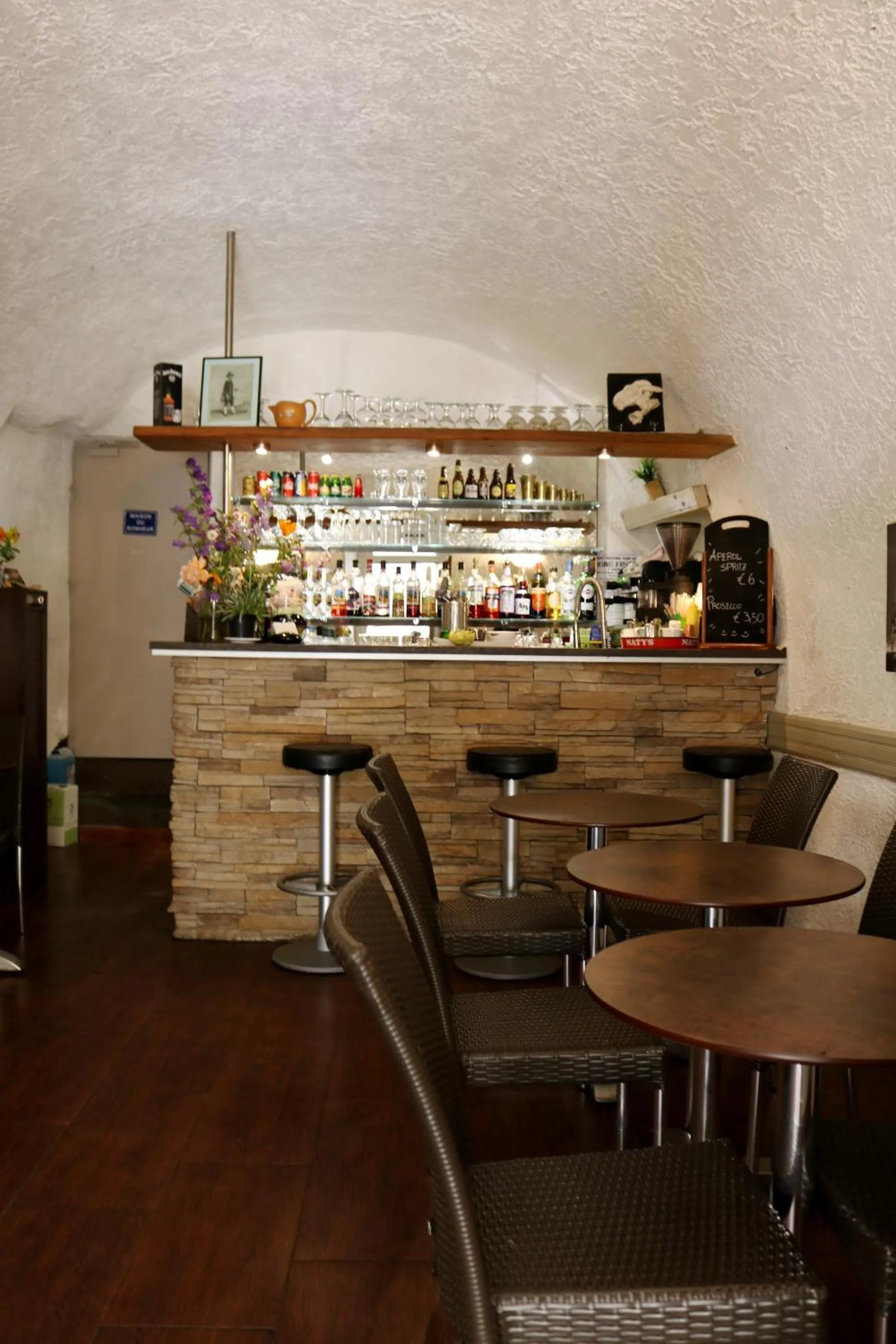 Lounge or bar in Auberge Saint Martin