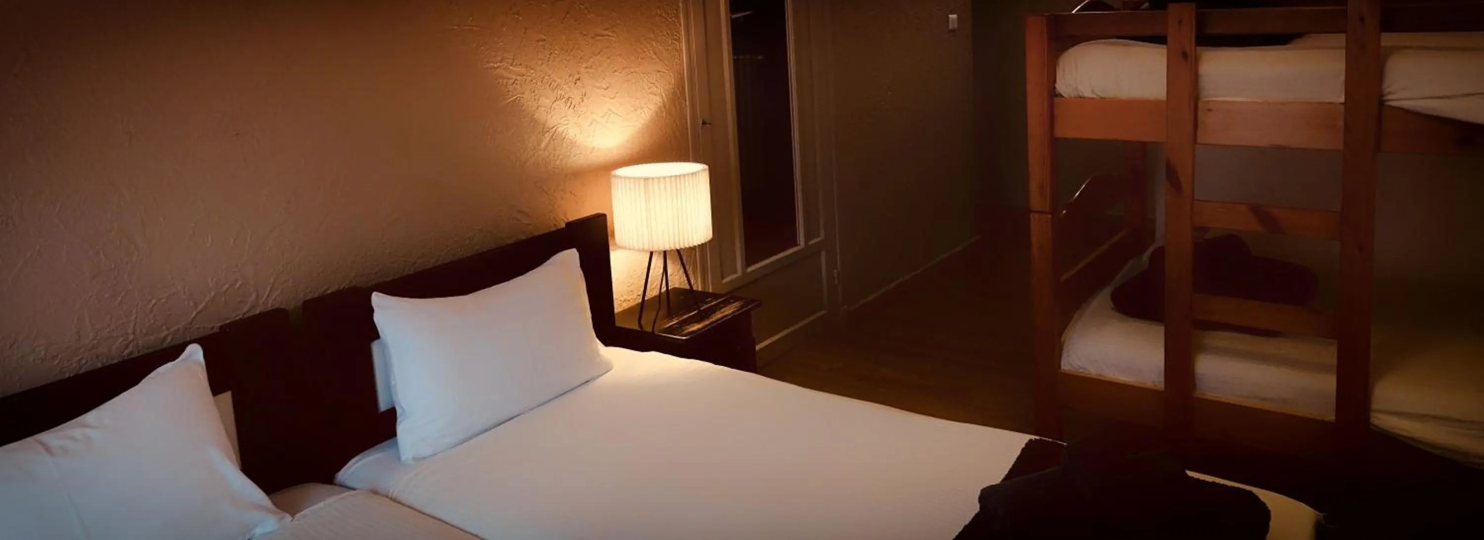 Bed in Auberge Saint Martin