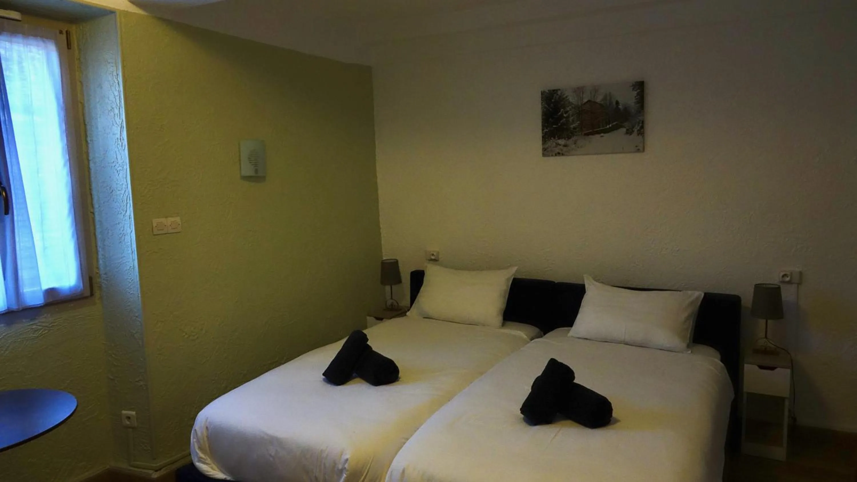 Bed in Auberge Saint Martin