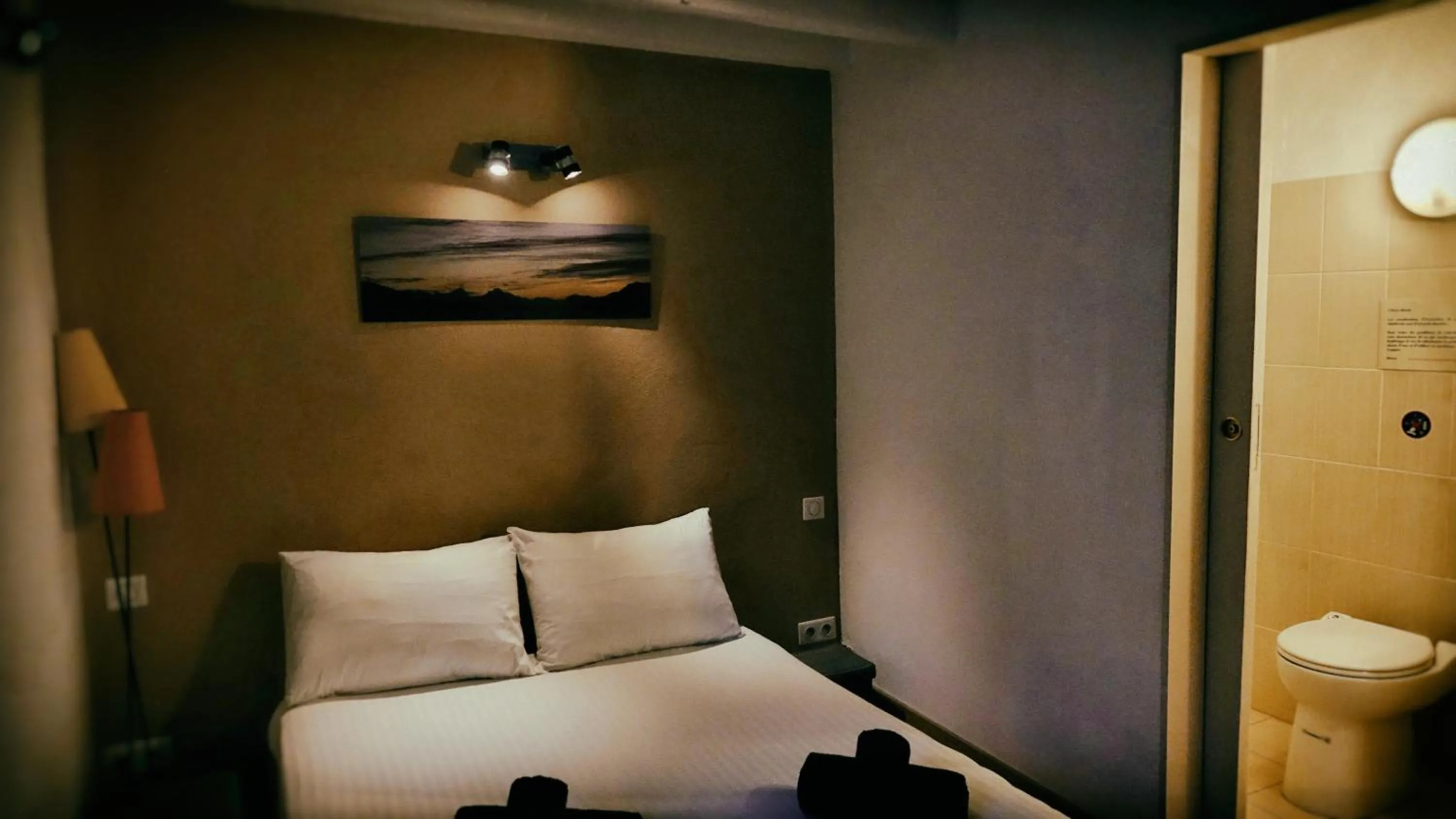 Bed in Auberge Saint Martin
