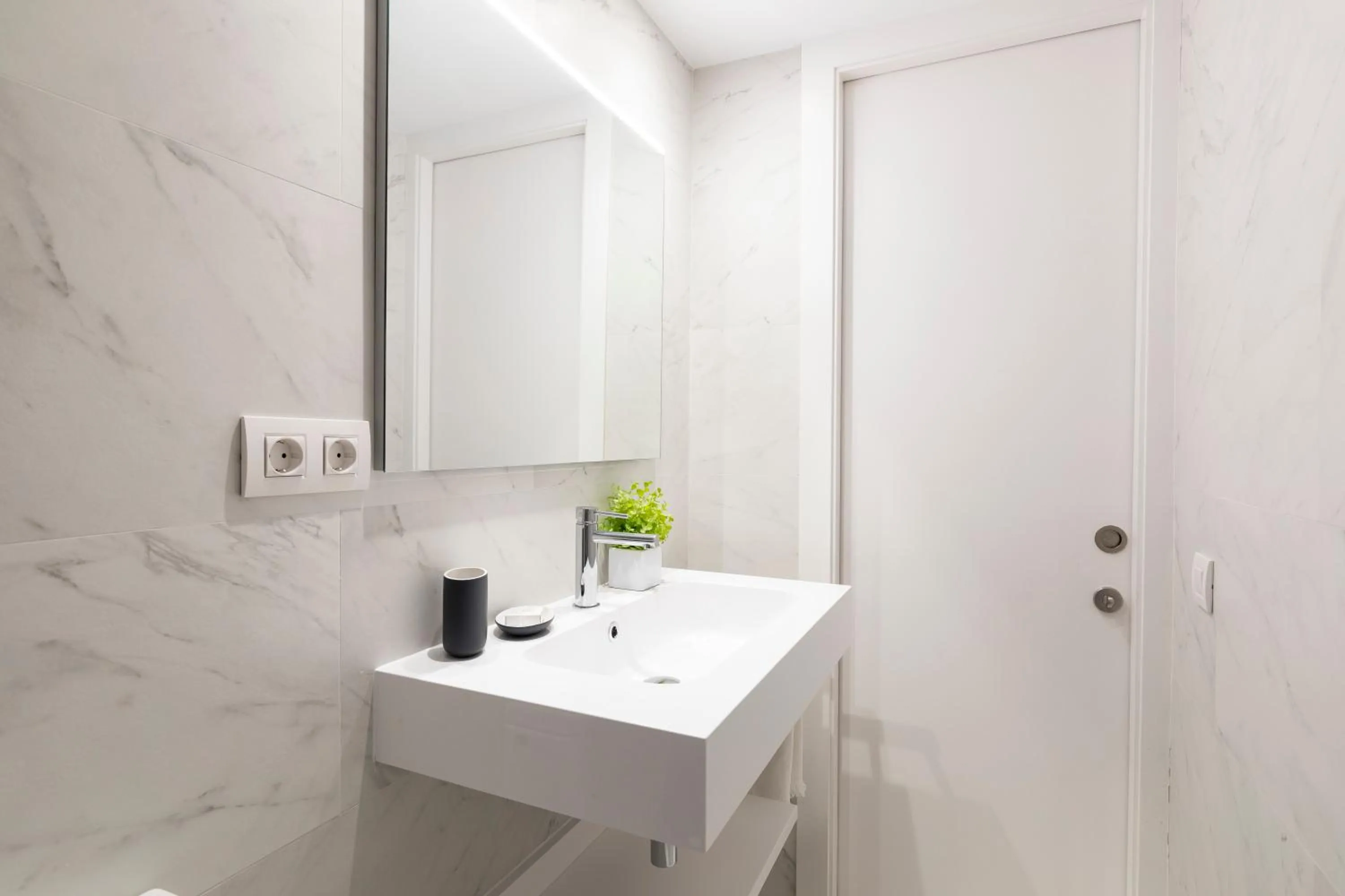 Bathroom in Aspasios Las Ramblas Apartments