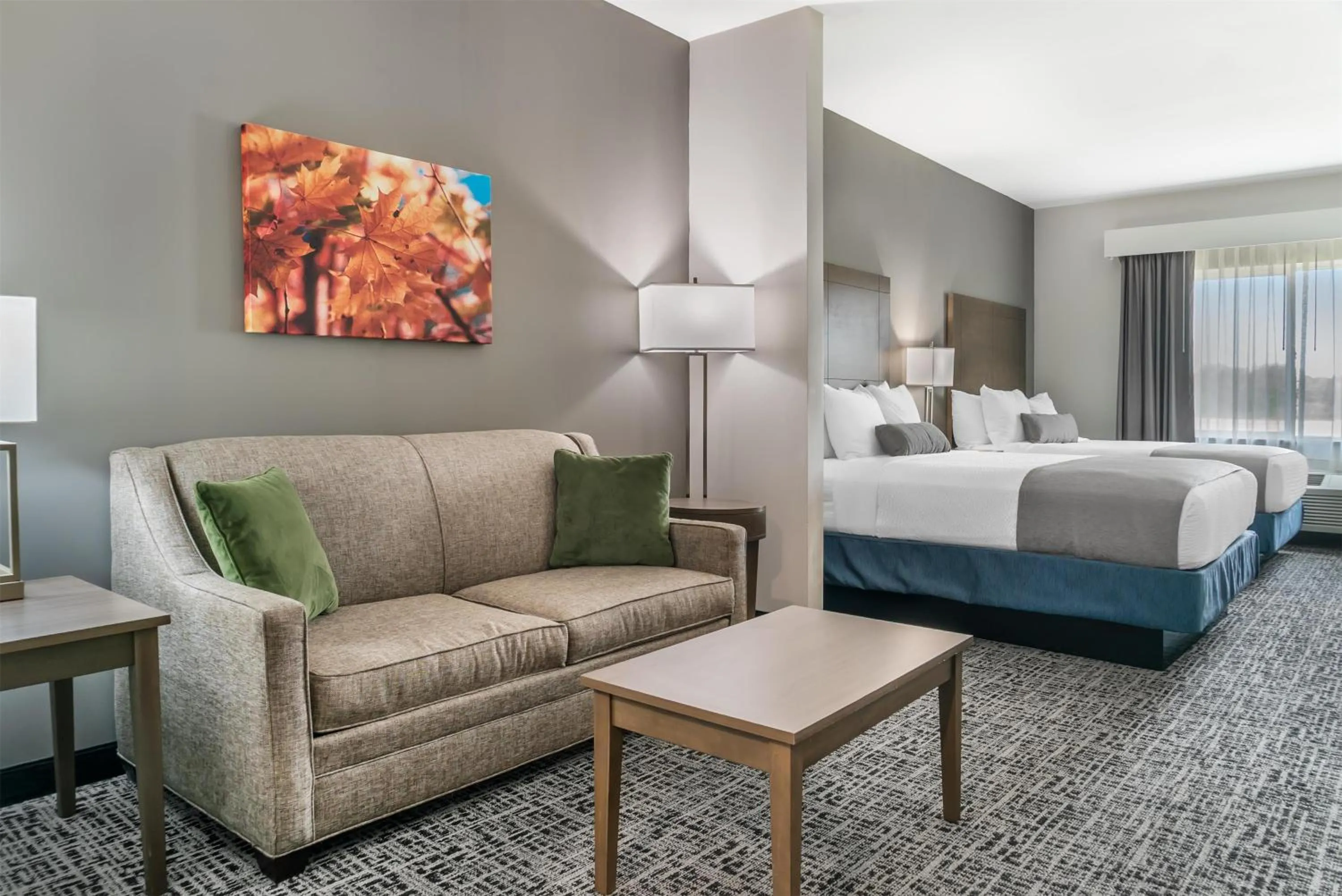 Photo of the whole room, Bed in Best Western Plus Wayland Hotel