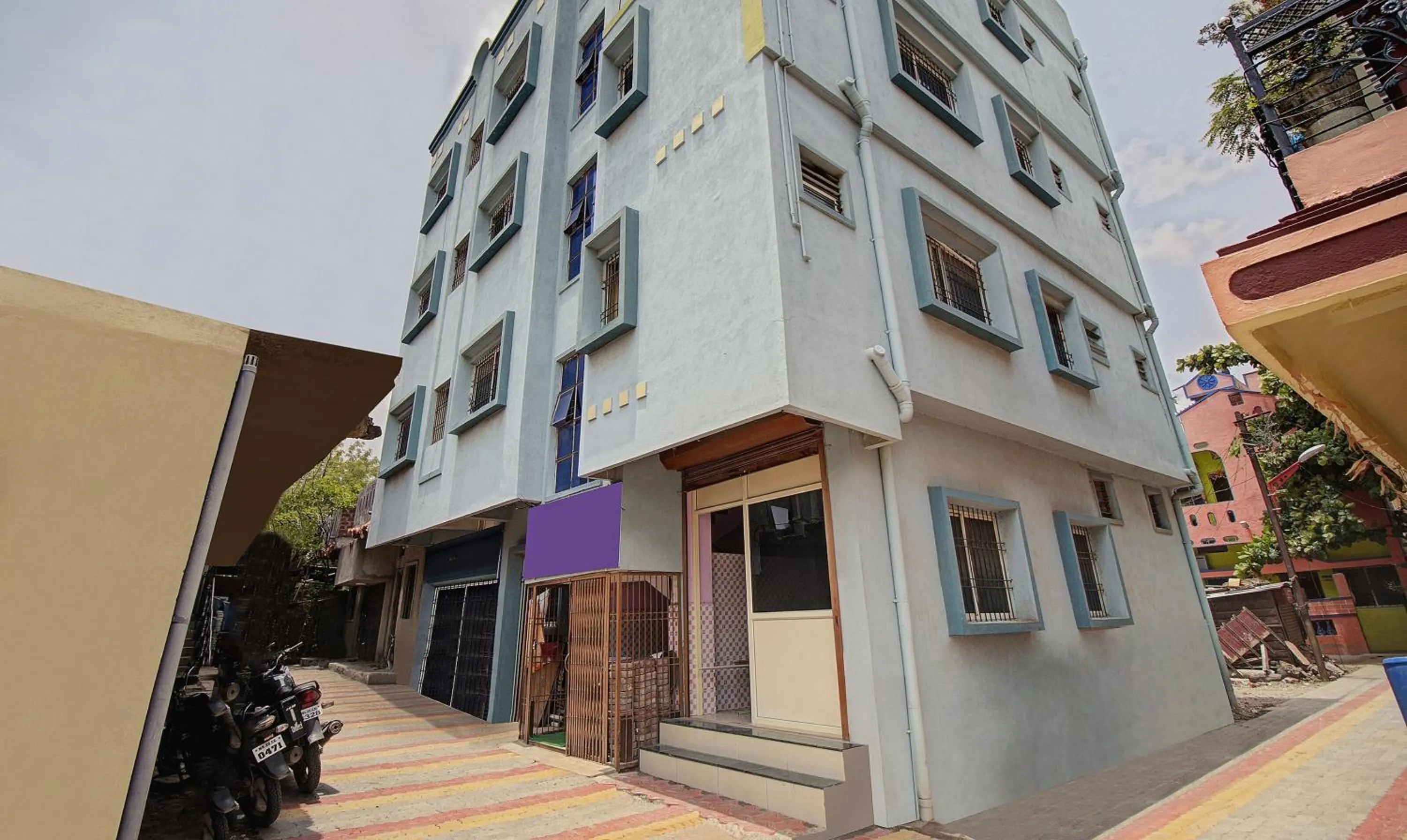 Facade/entrance in SPOT ON Shree Gajanan