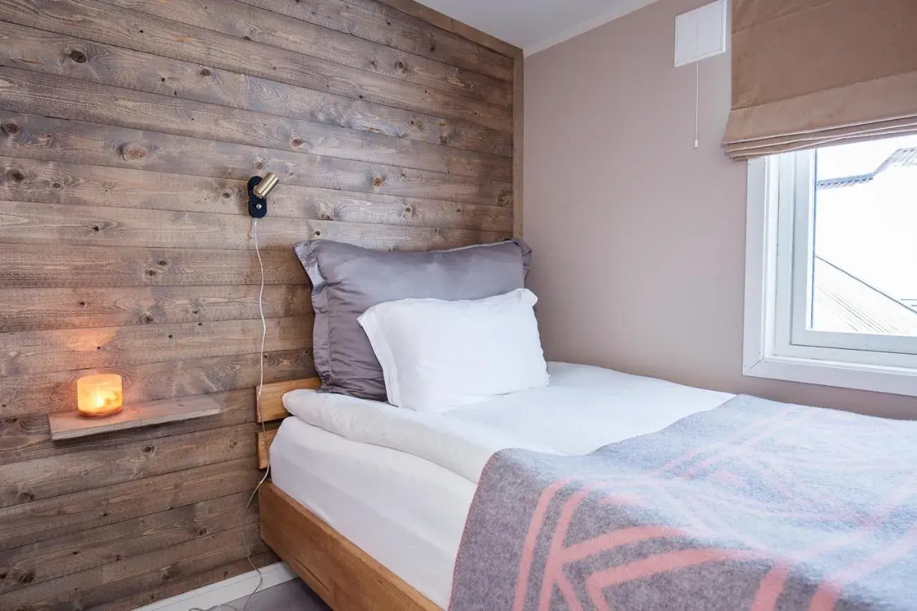 Standard Single Room in 8 Seasons Hotel Standard Single Room in 8 Seasons Hotel